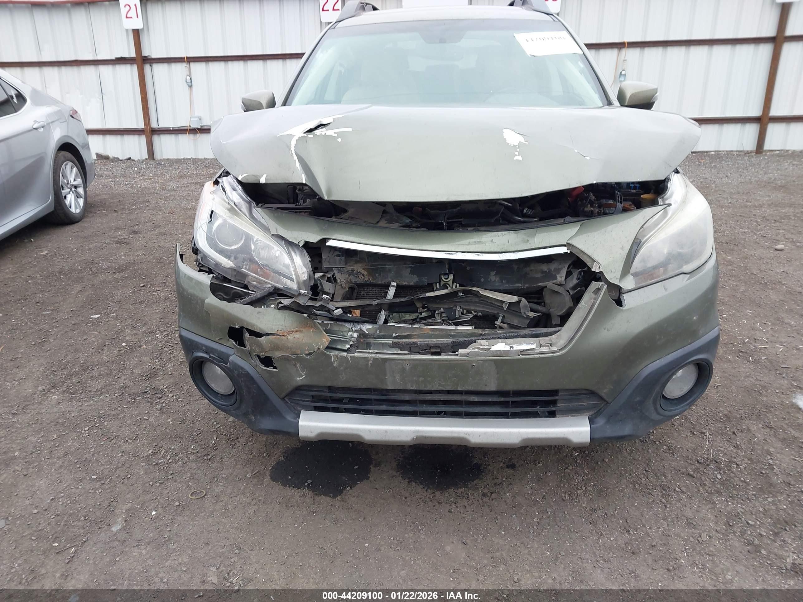 SUBARU OUTBACK image 6