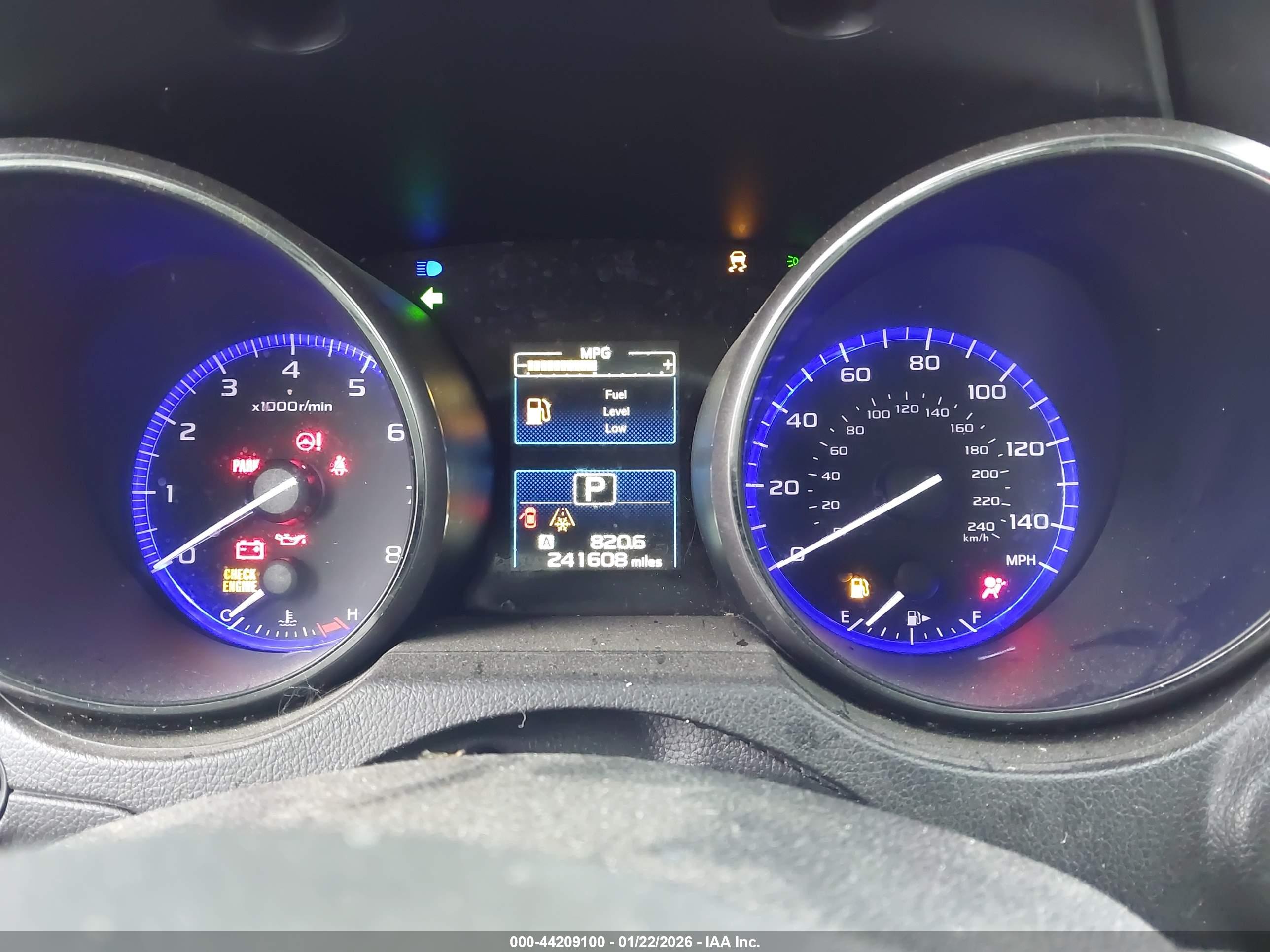 SUBARU OUTBACK image 7