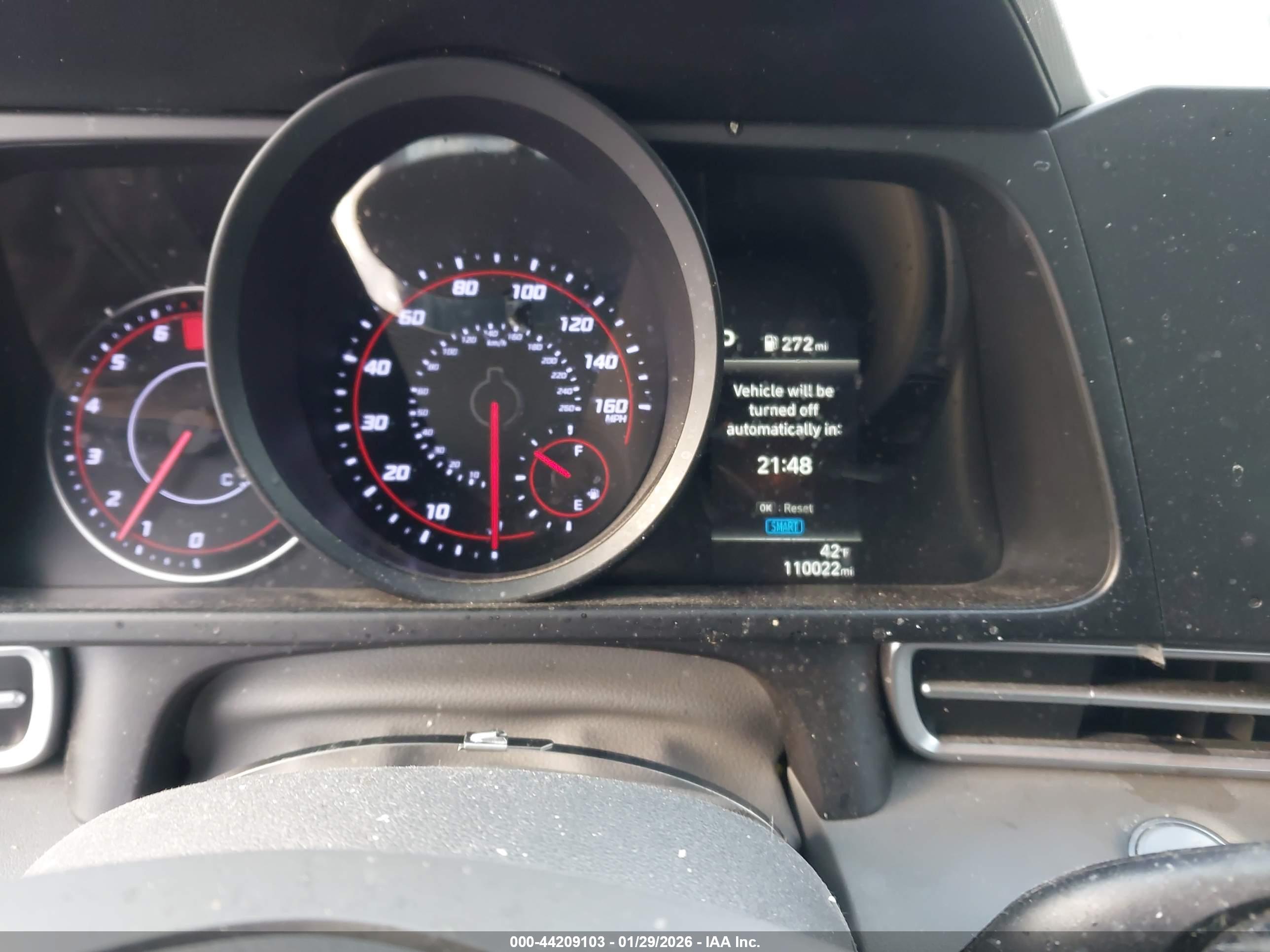HYUNDAI ELANTRA image 7