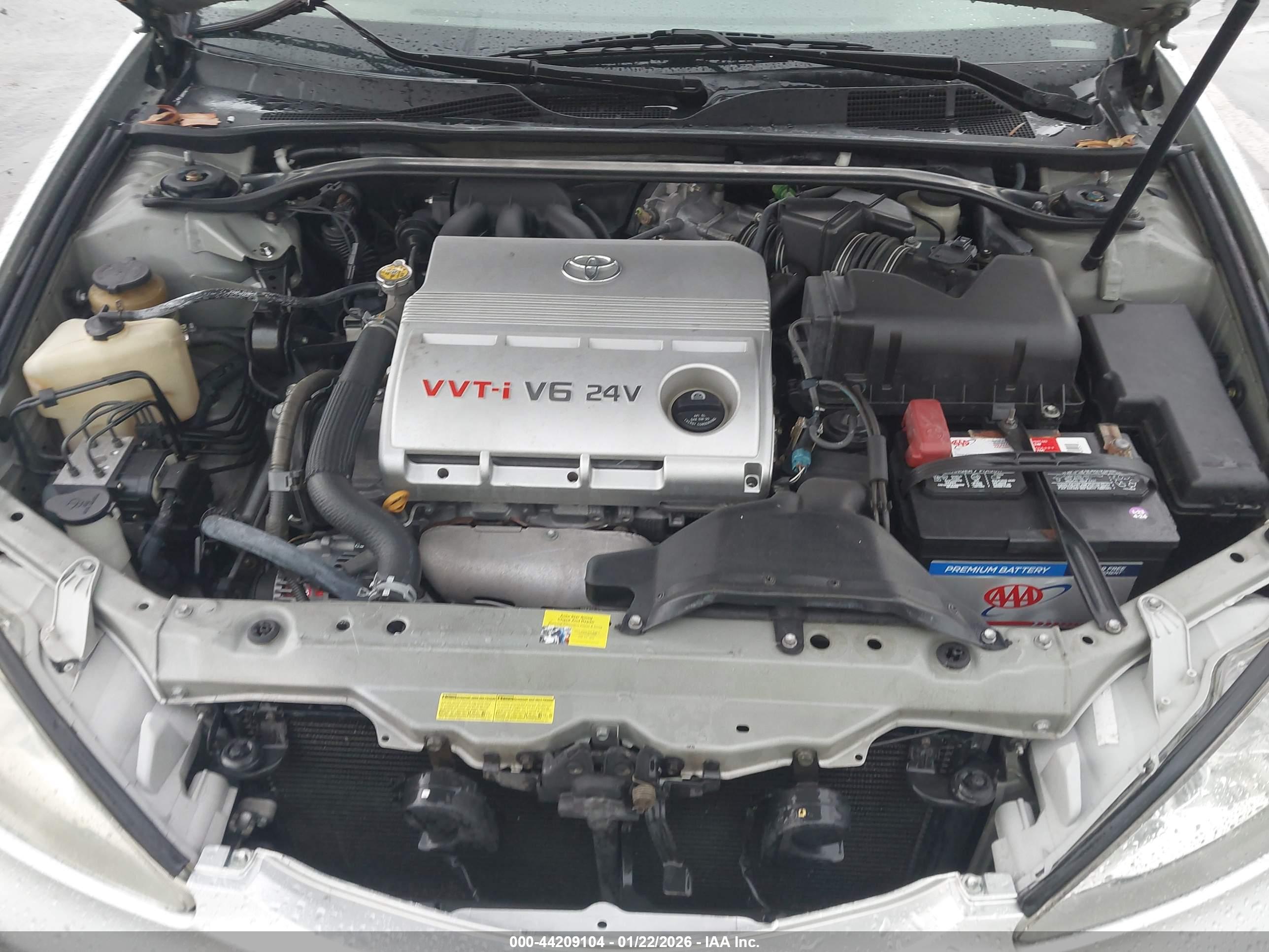TOYOTA CAMRY image 10