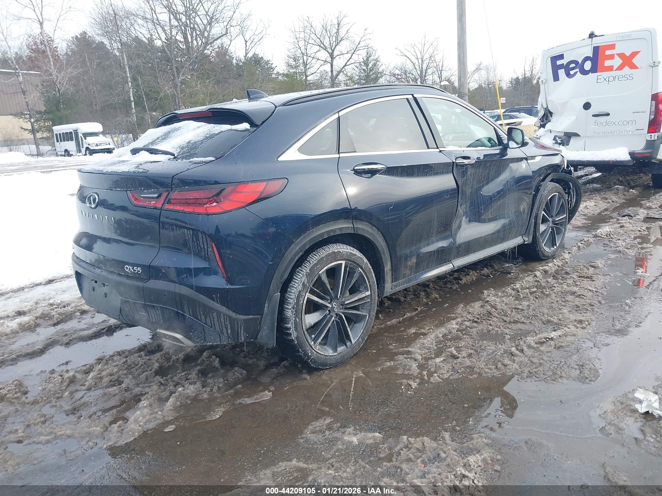 INFINITI QX55 image 4