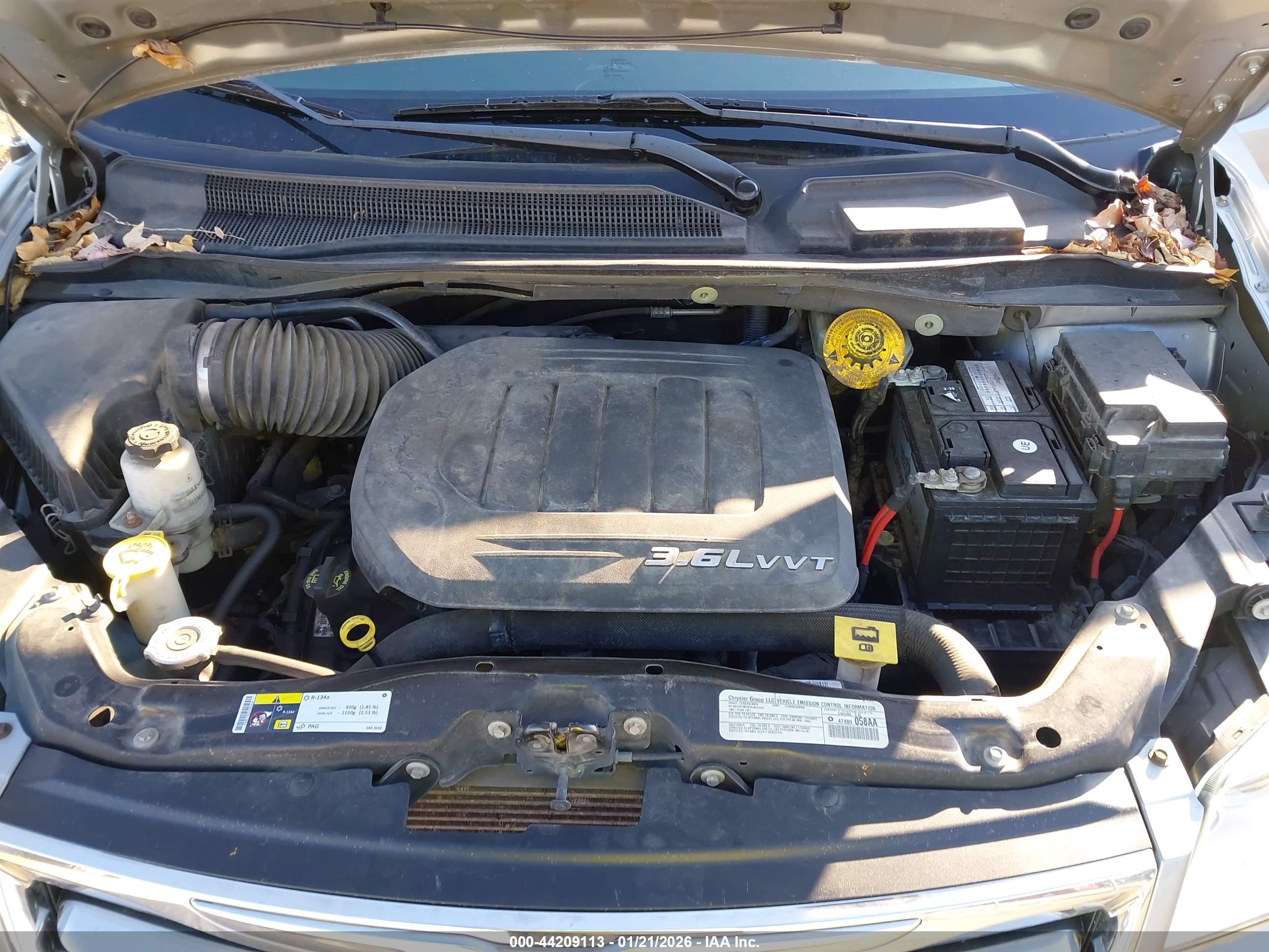 CHRYSLER TOWN image 10