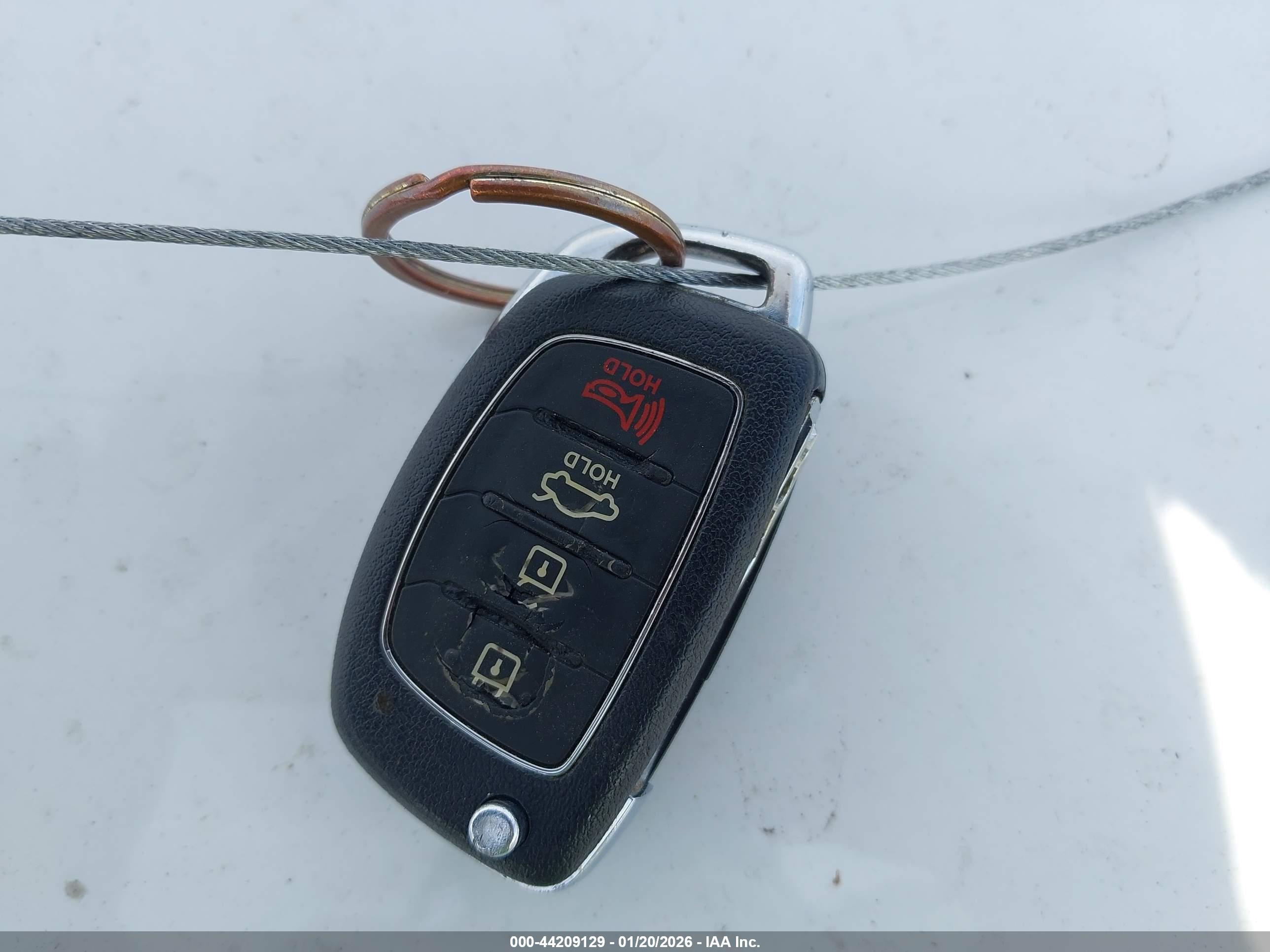 HYUNDAI SONATA image 11
