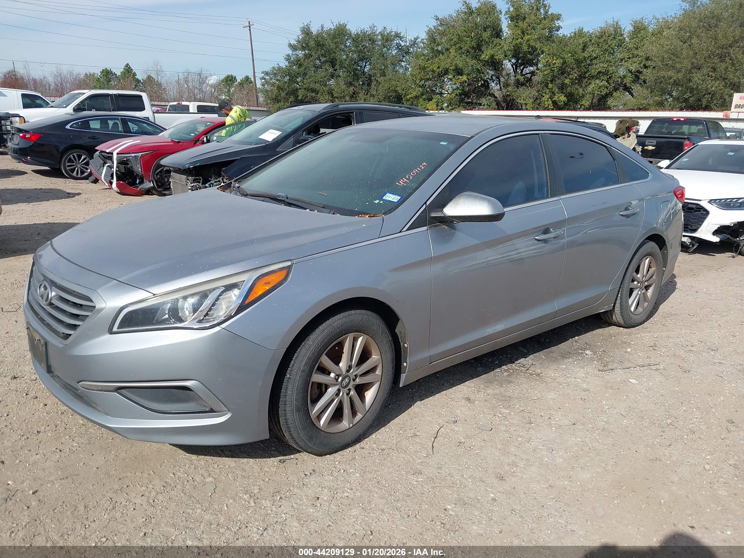 HYUNDAI SONATA image 2