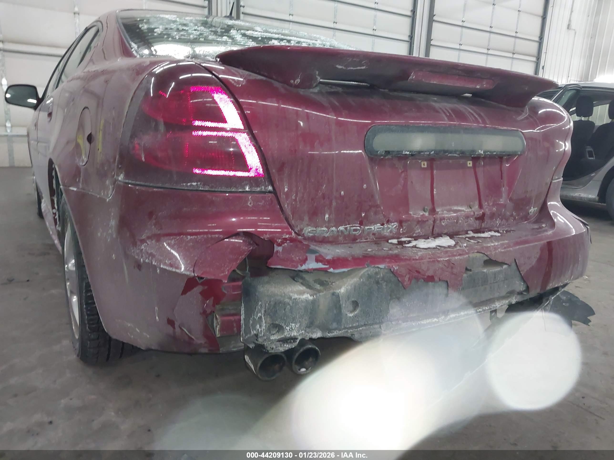 PONTIAC GRAND image 6