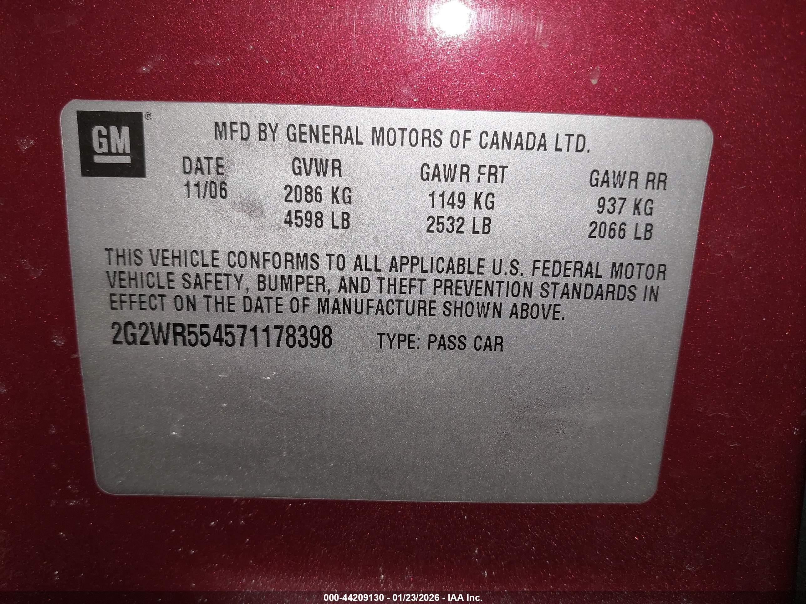PONTIAC GRAND image 9