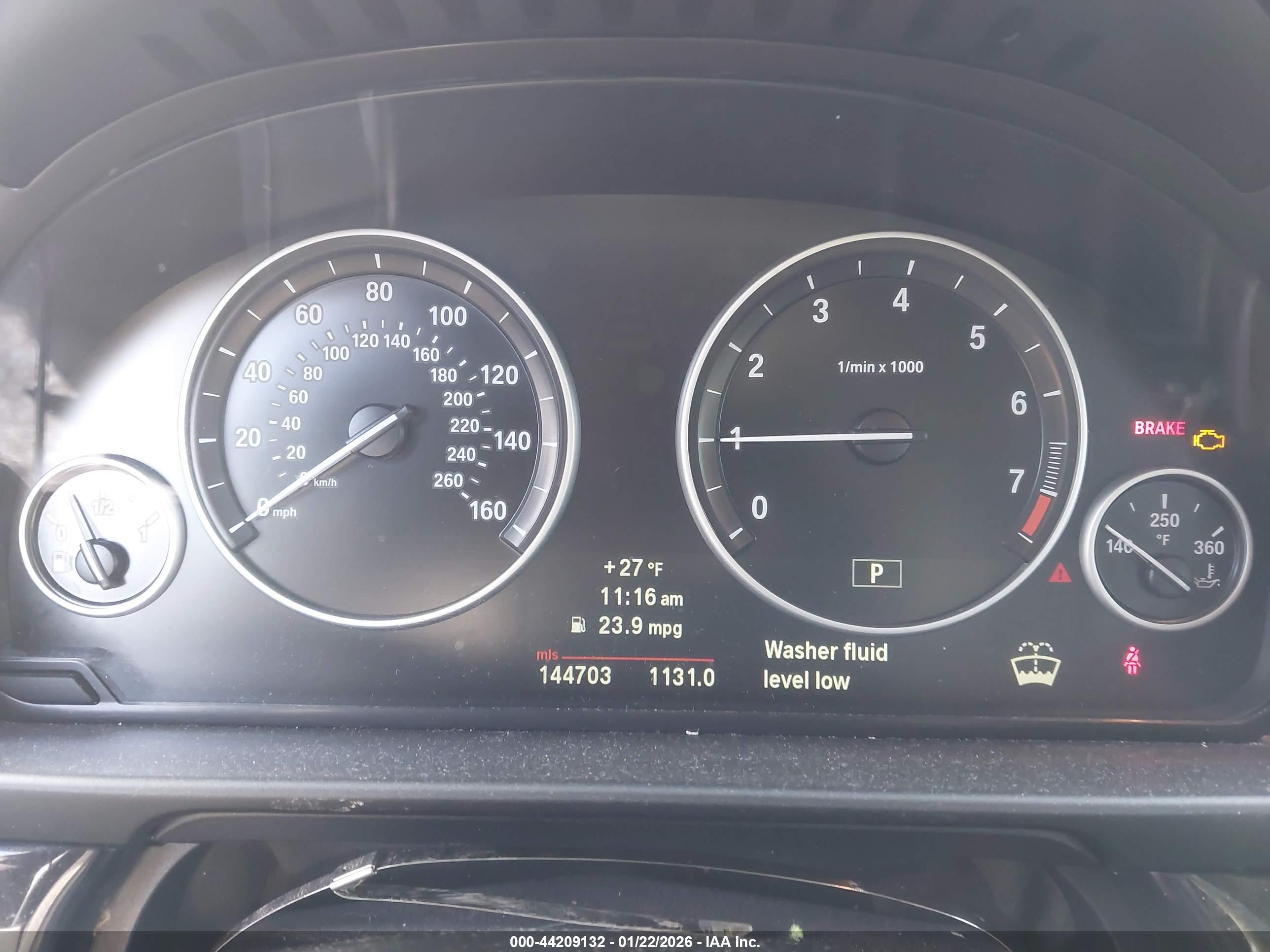 BMW 528I image 7
