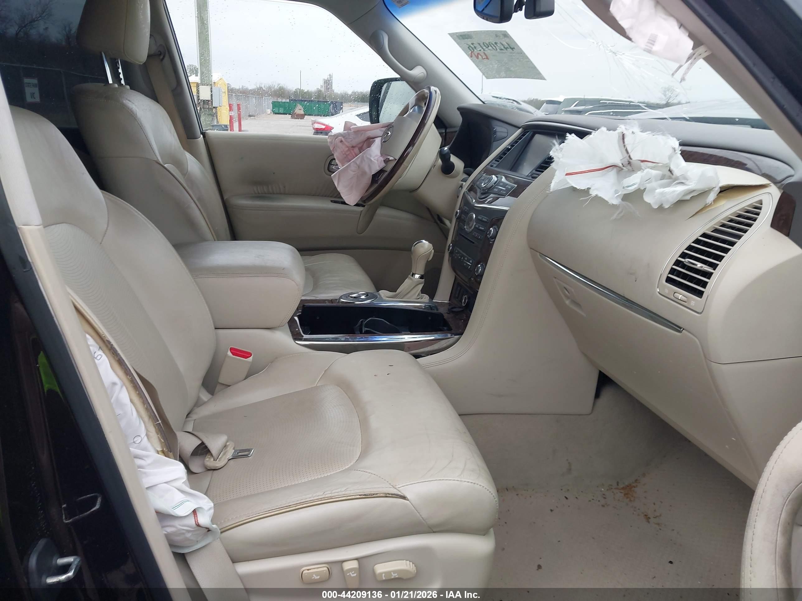 INFINITI QX80 image 5