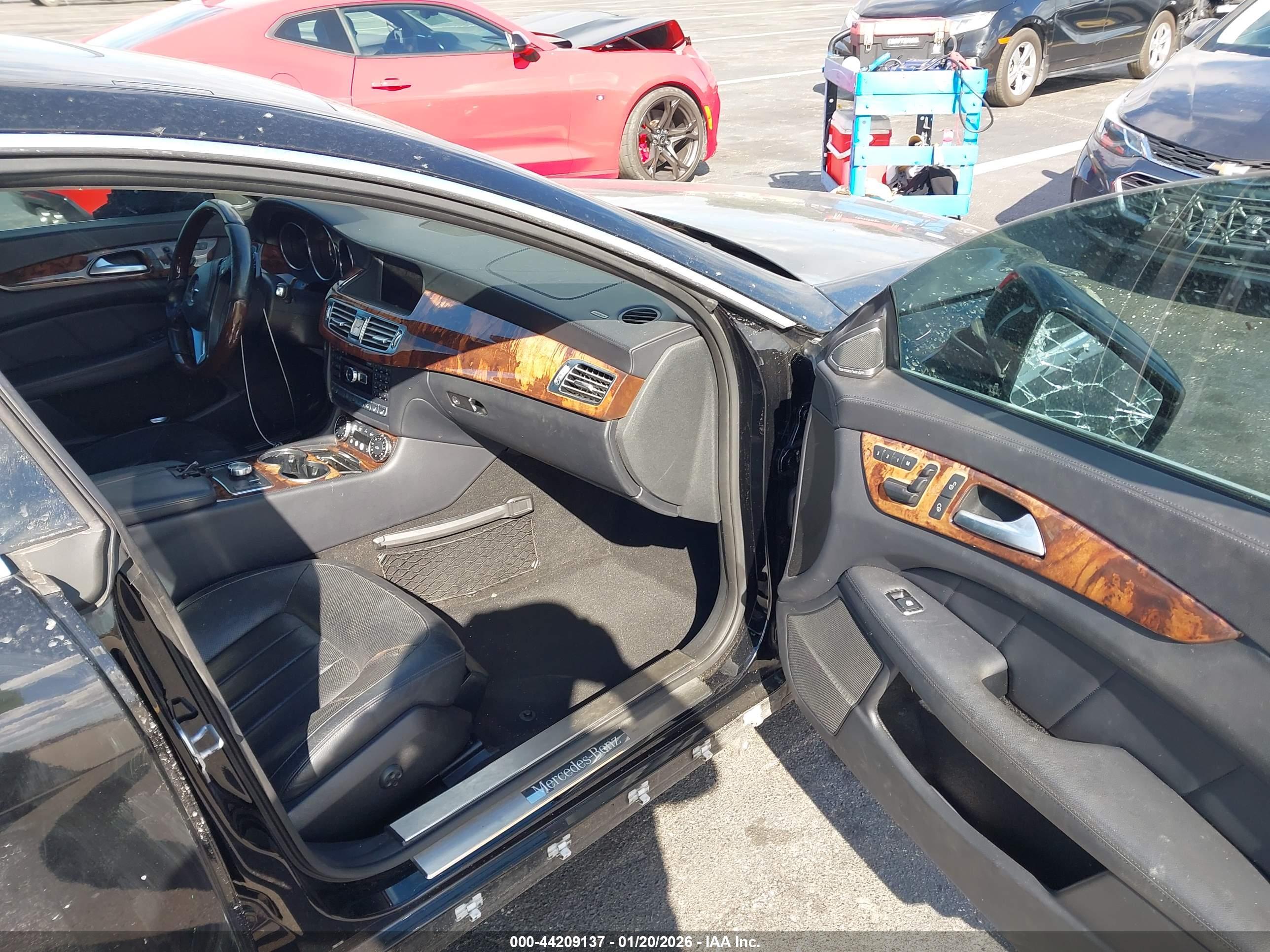 MERCEDES-BENZ CLS image 5