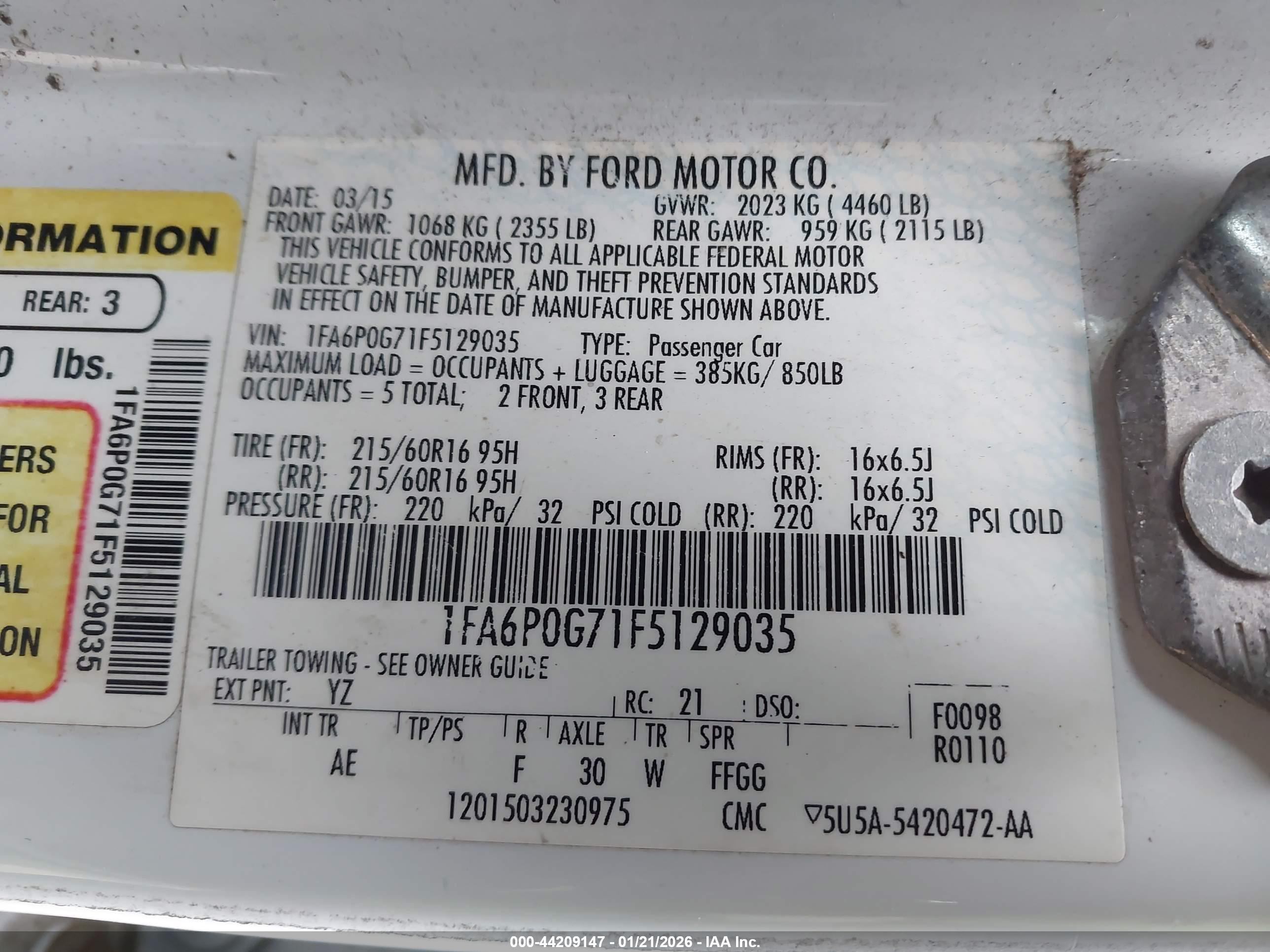 FORD FUSION image 9