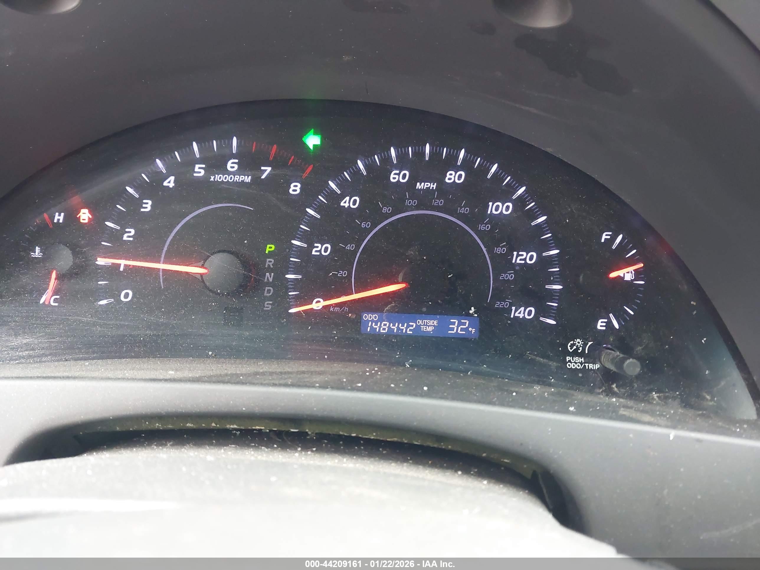 TOYOTA CAMRY image 7