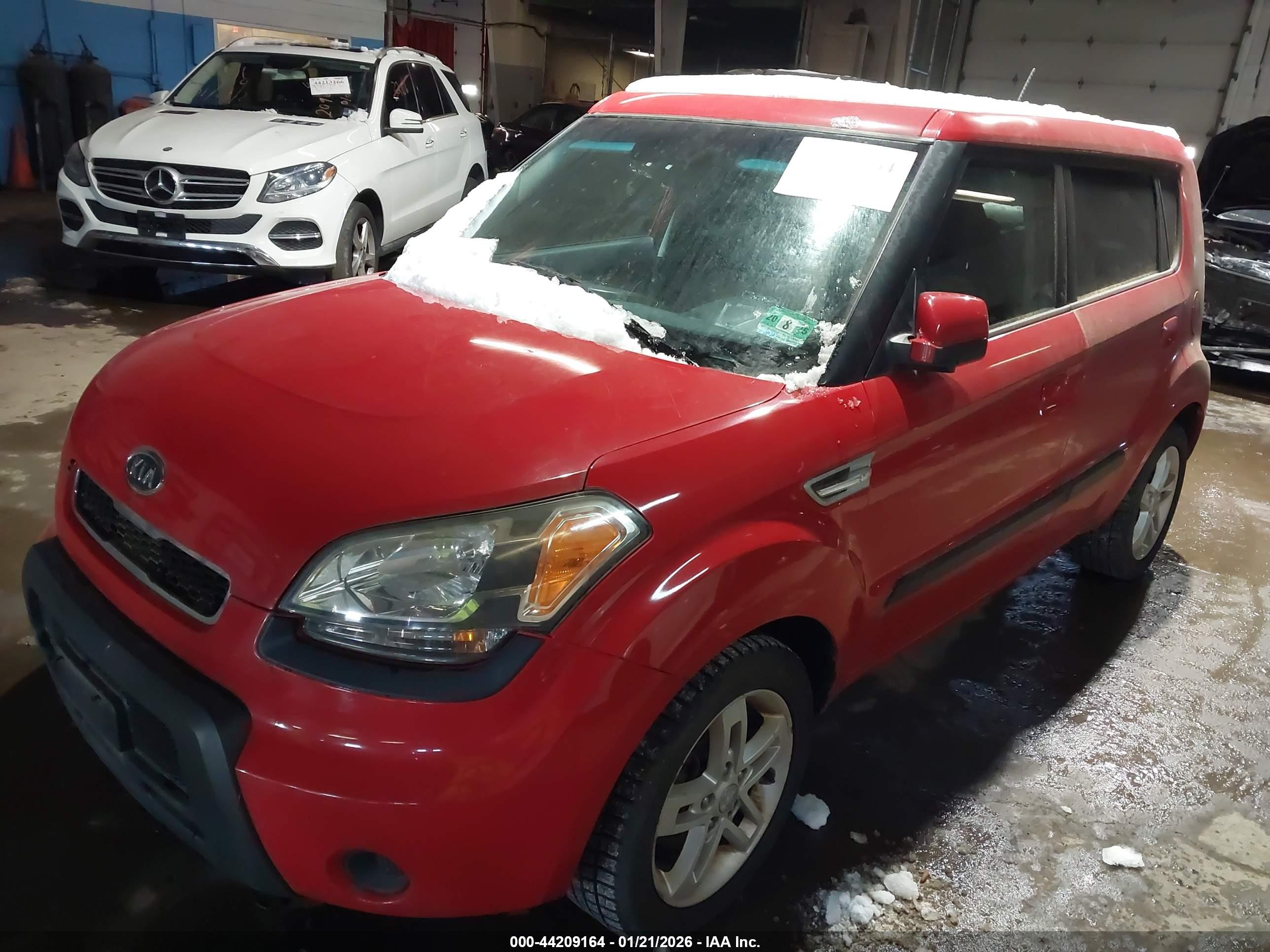 KIA SOUL image 2