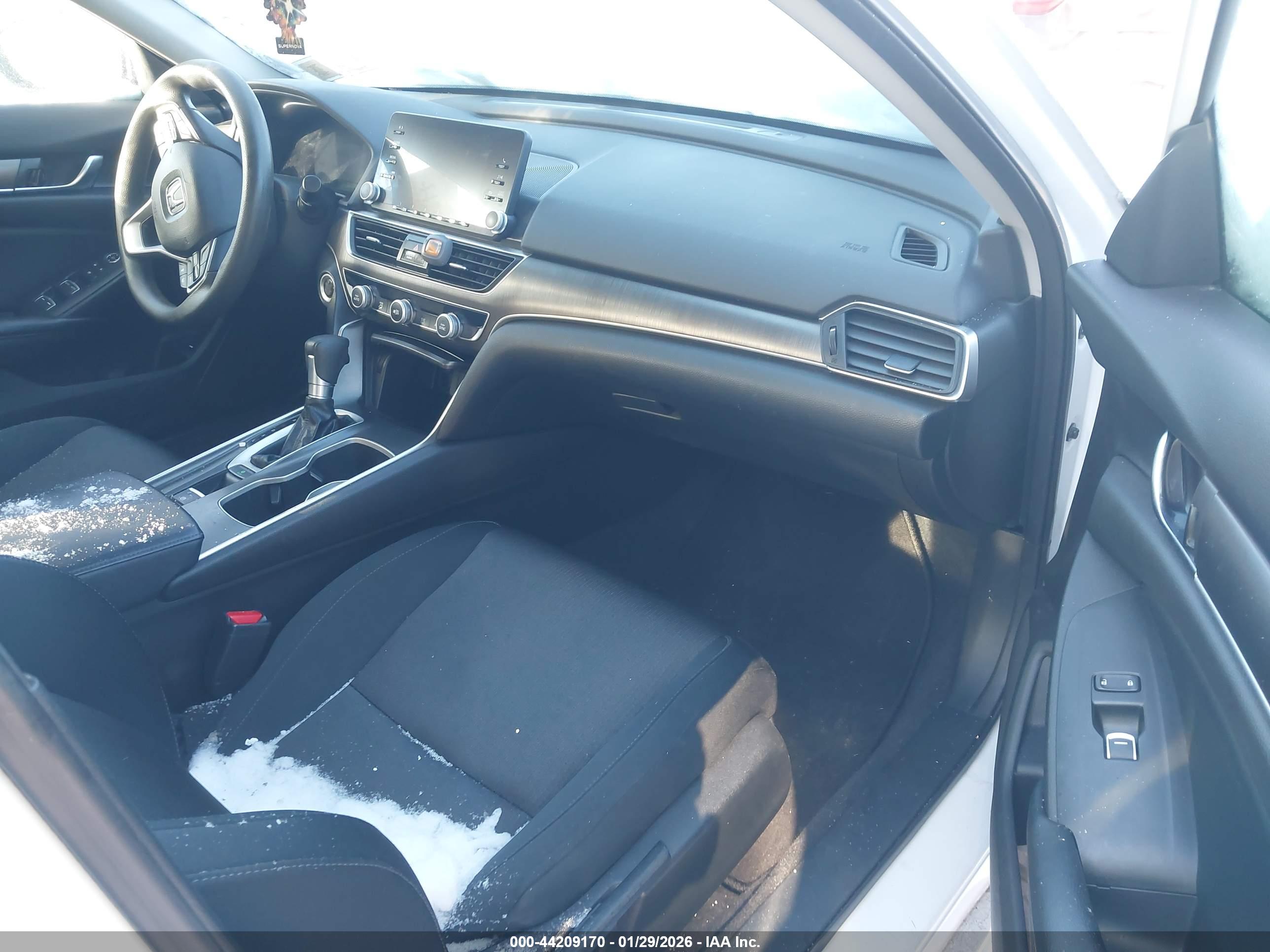HONDA ACCORD image 5