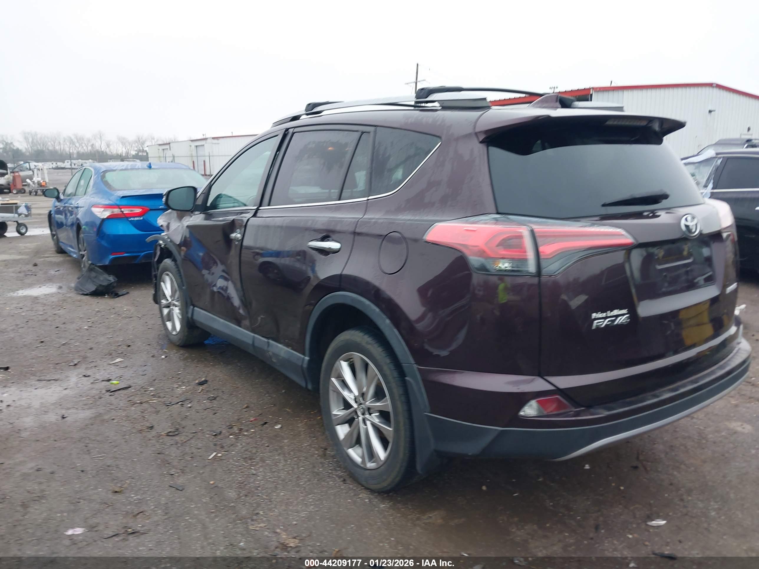 TOYOTA RAV4 image 3