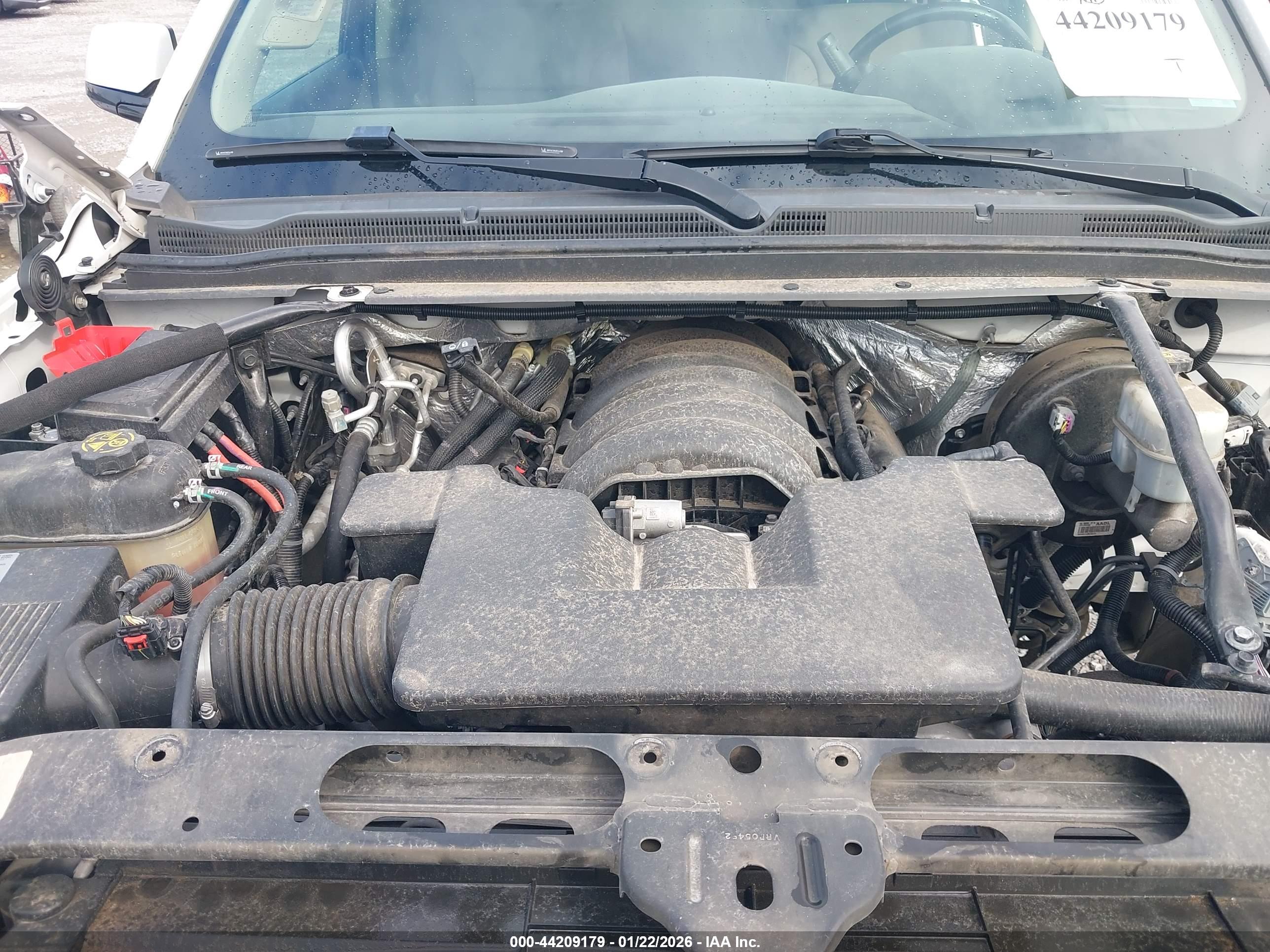 CHEVROLET TAHOE image 10
