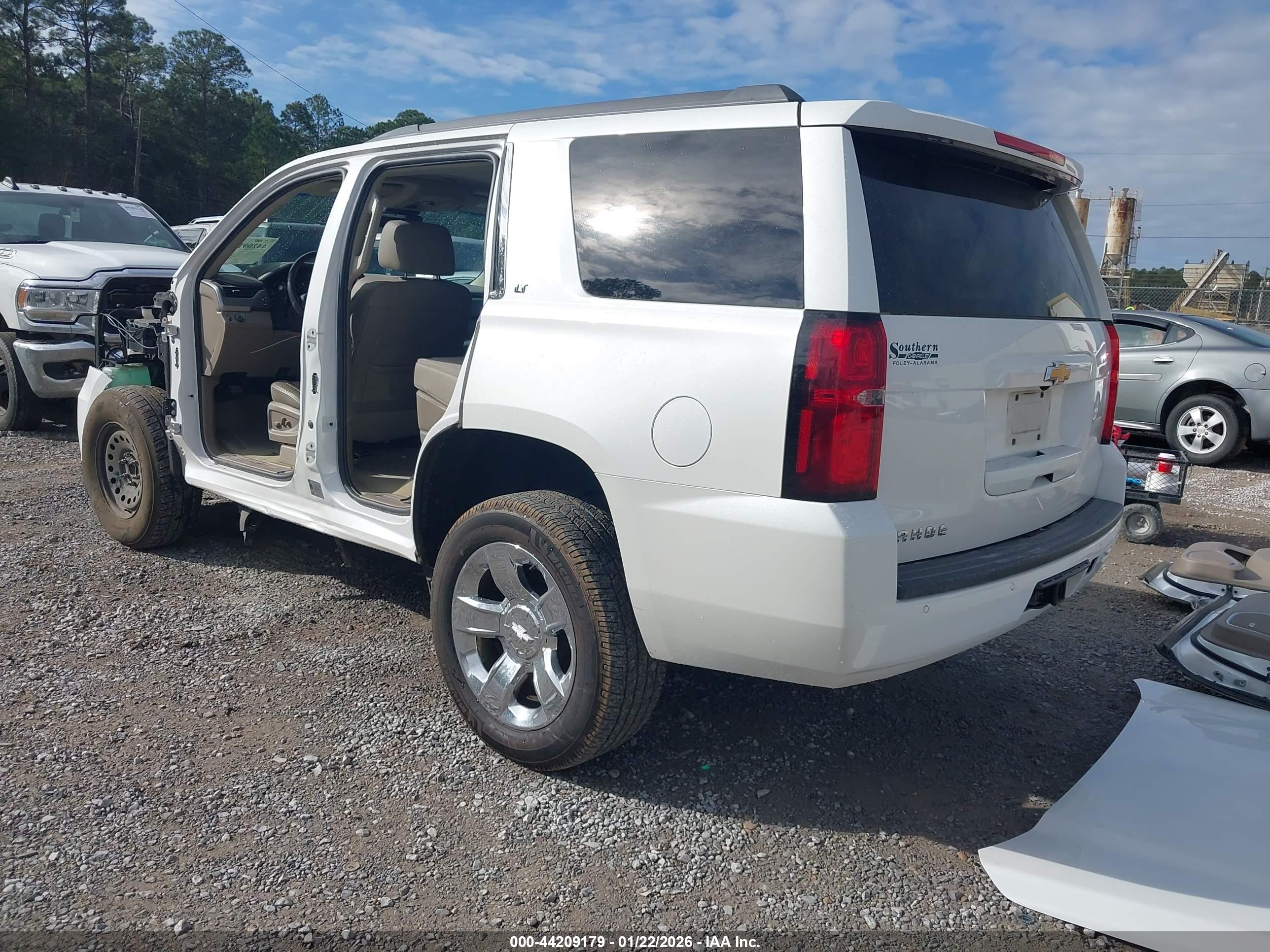 CHEVROLET TAHOE image 3