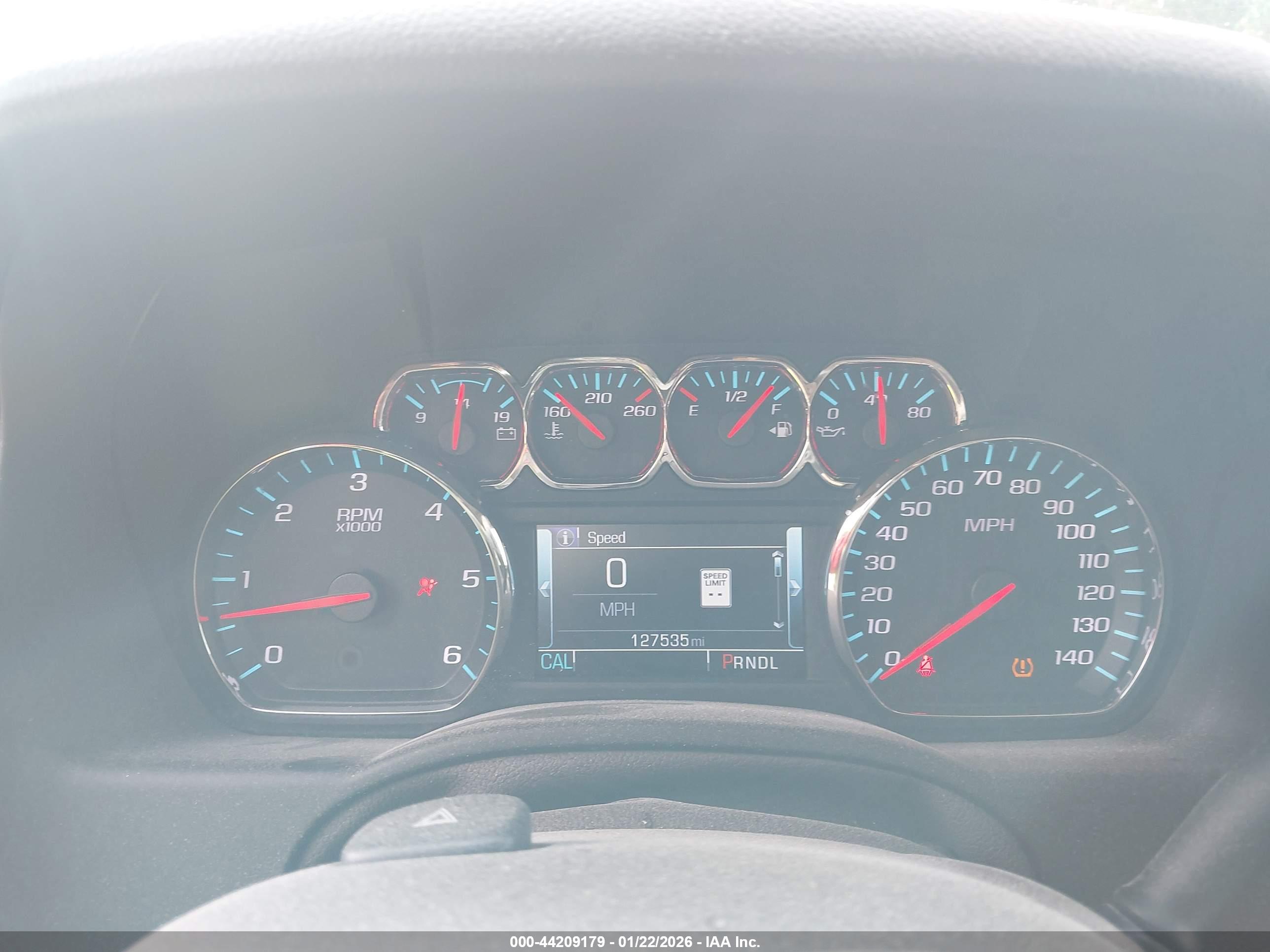 CHEVROLET TAHOE image 7