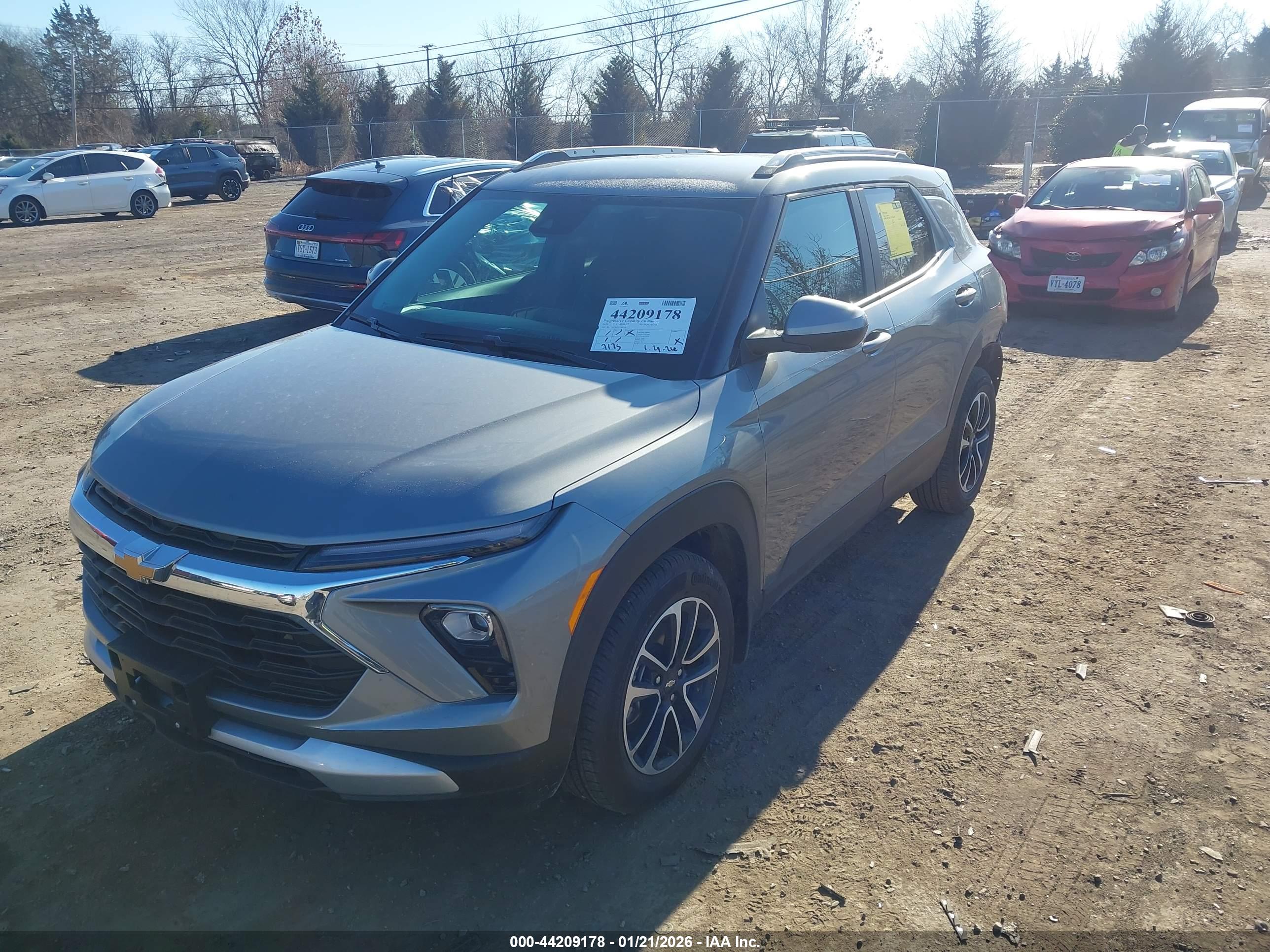 CHEVROLET TRAILBLAZER image 2