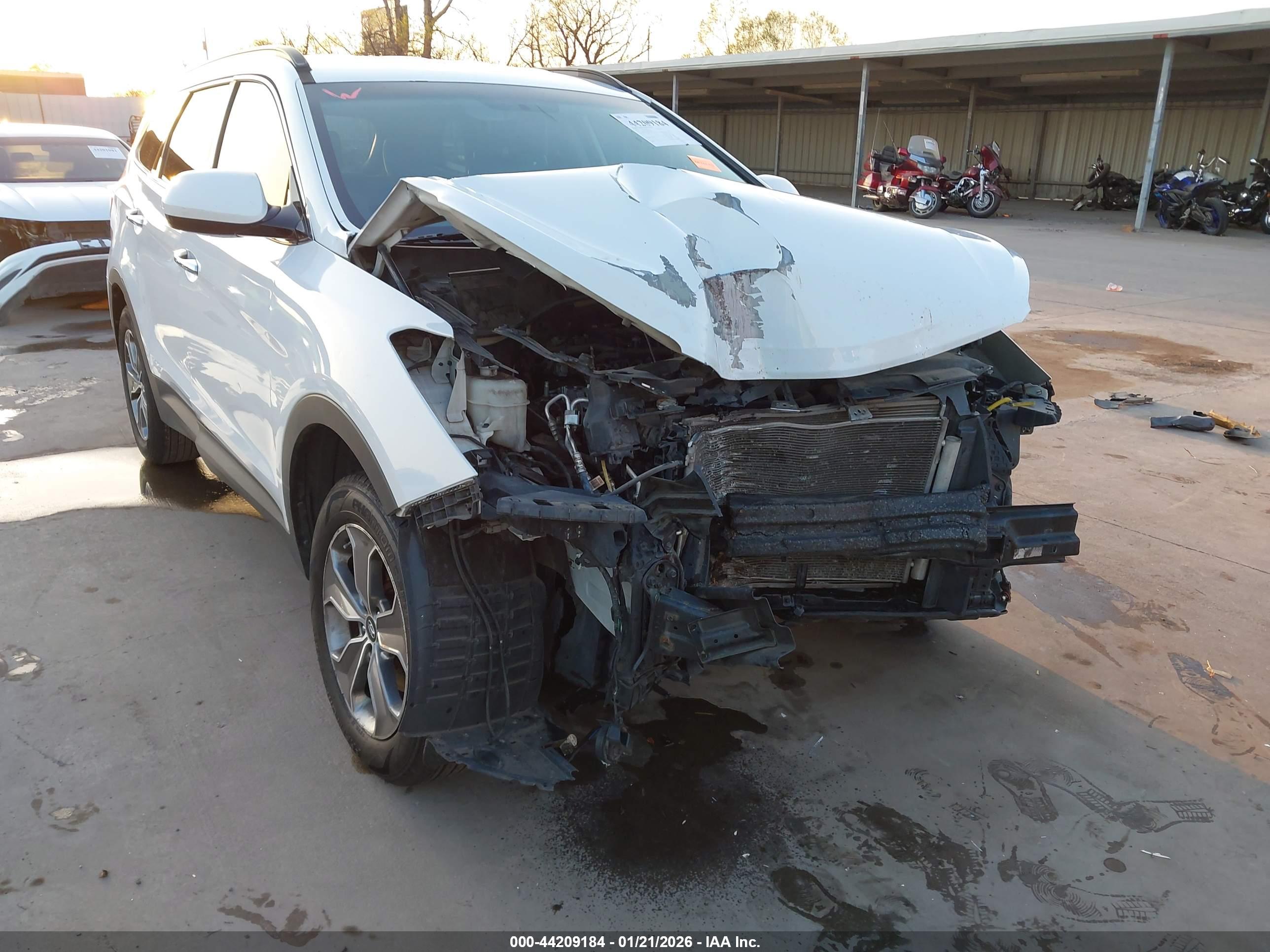 HYUNDAI SANTA image 6