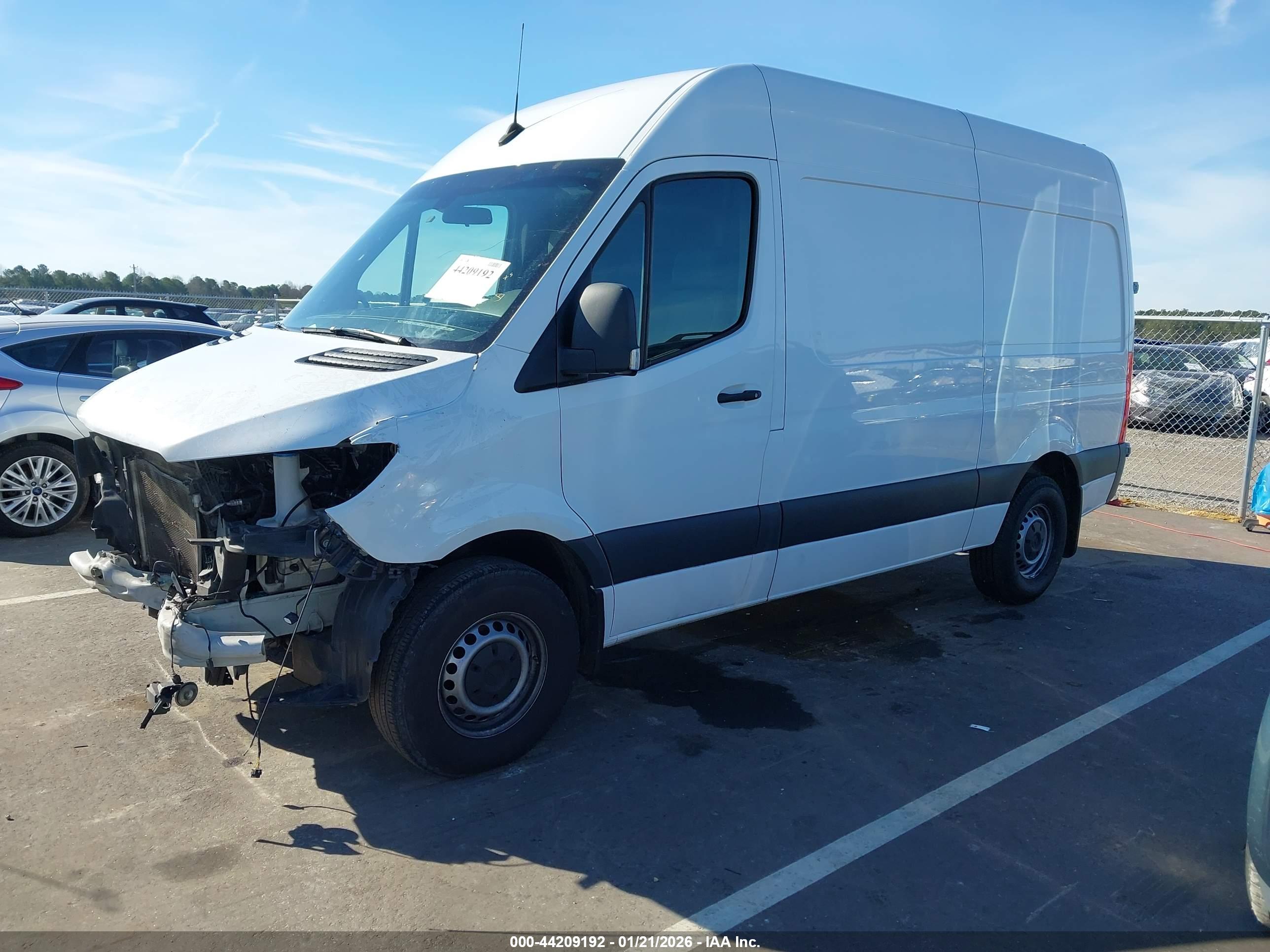 MERCEDES-BENZ SPRINTER image 2