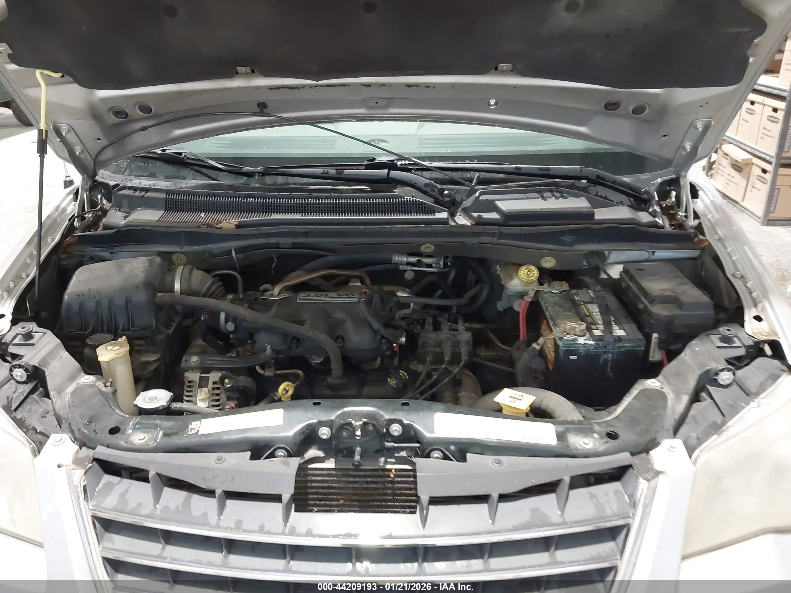 CHRYSLER TOWN image 10
