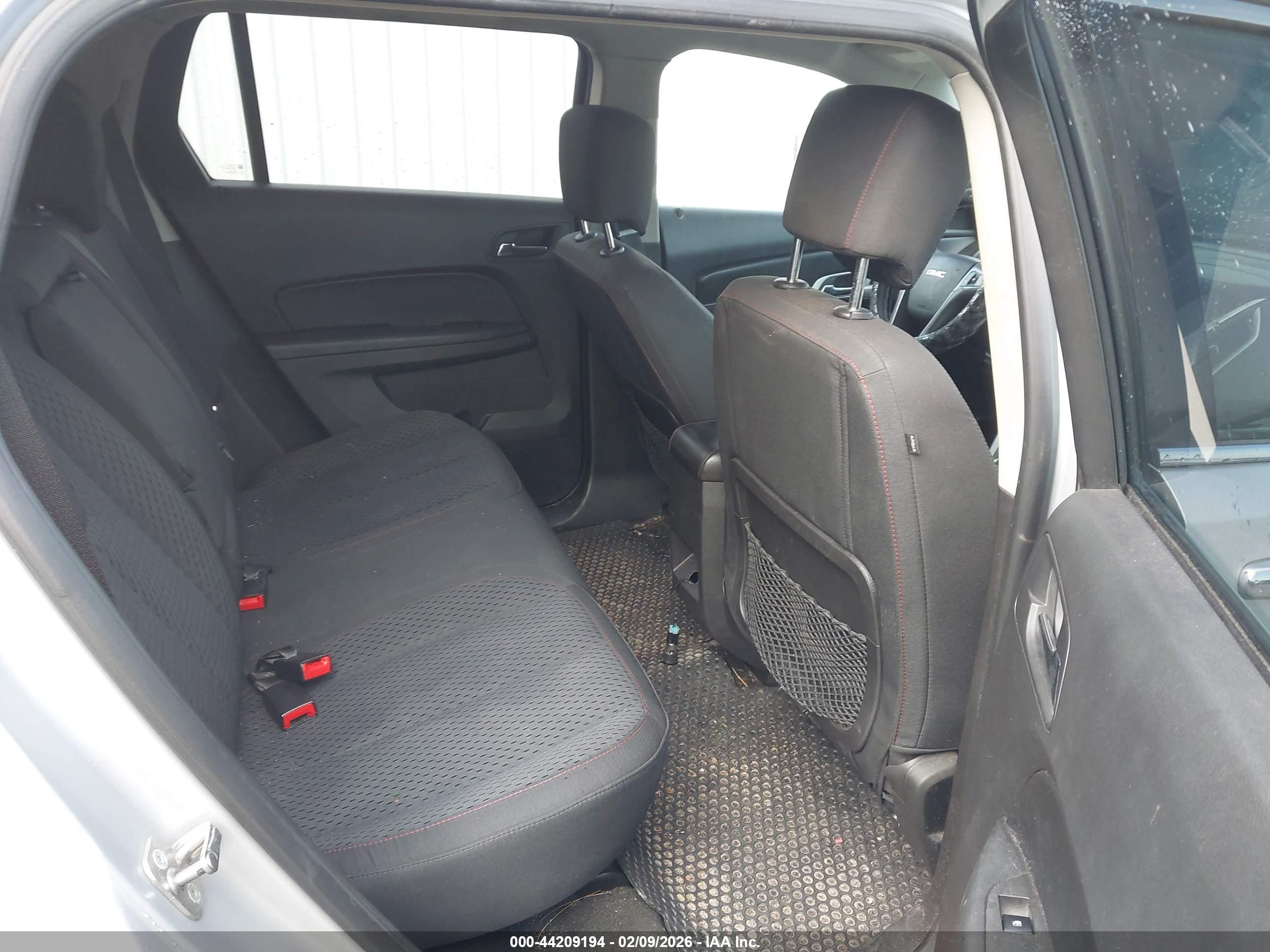 GMC TERRAIN image 8