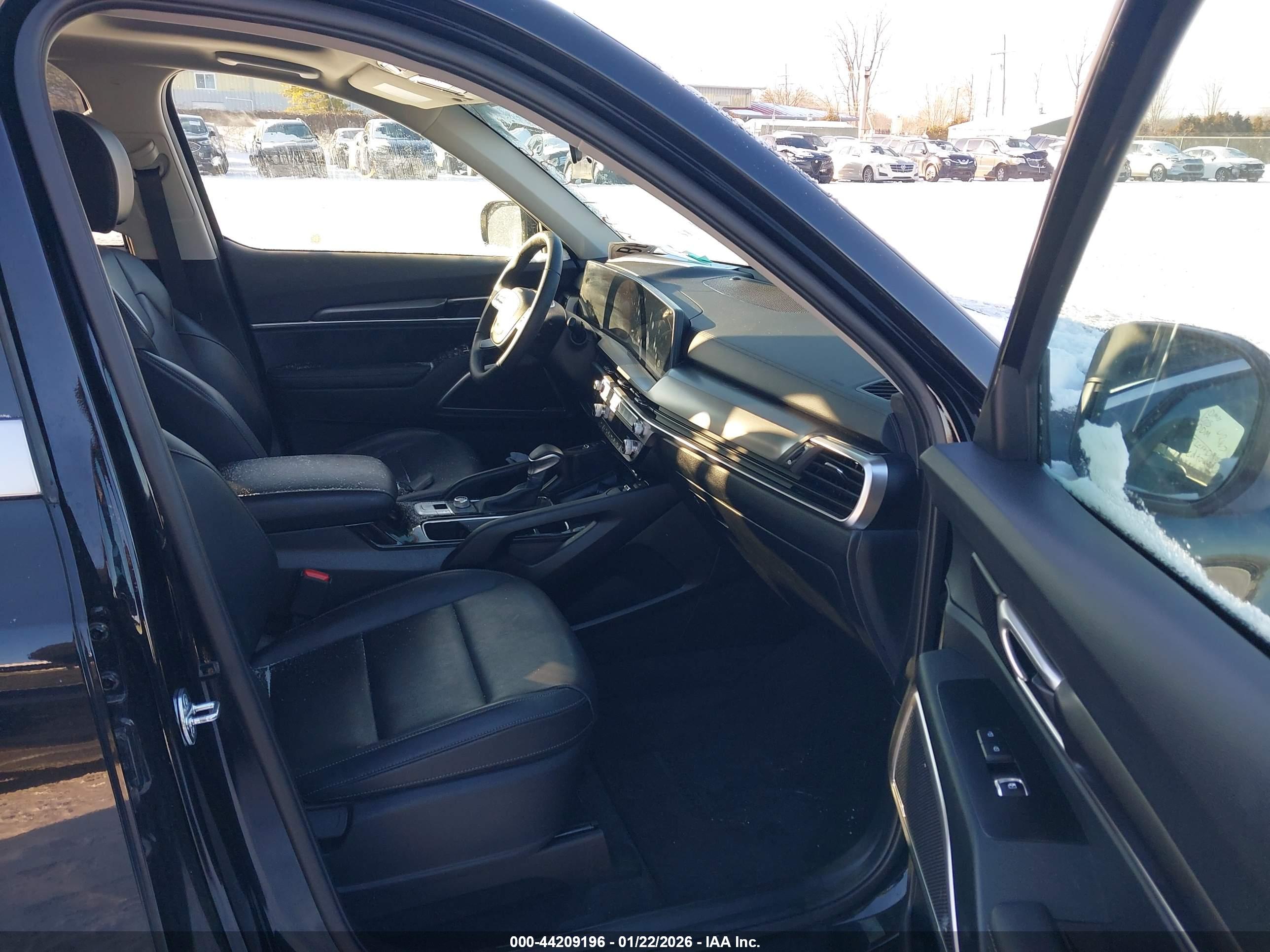 KIA TELLURIDE image 5