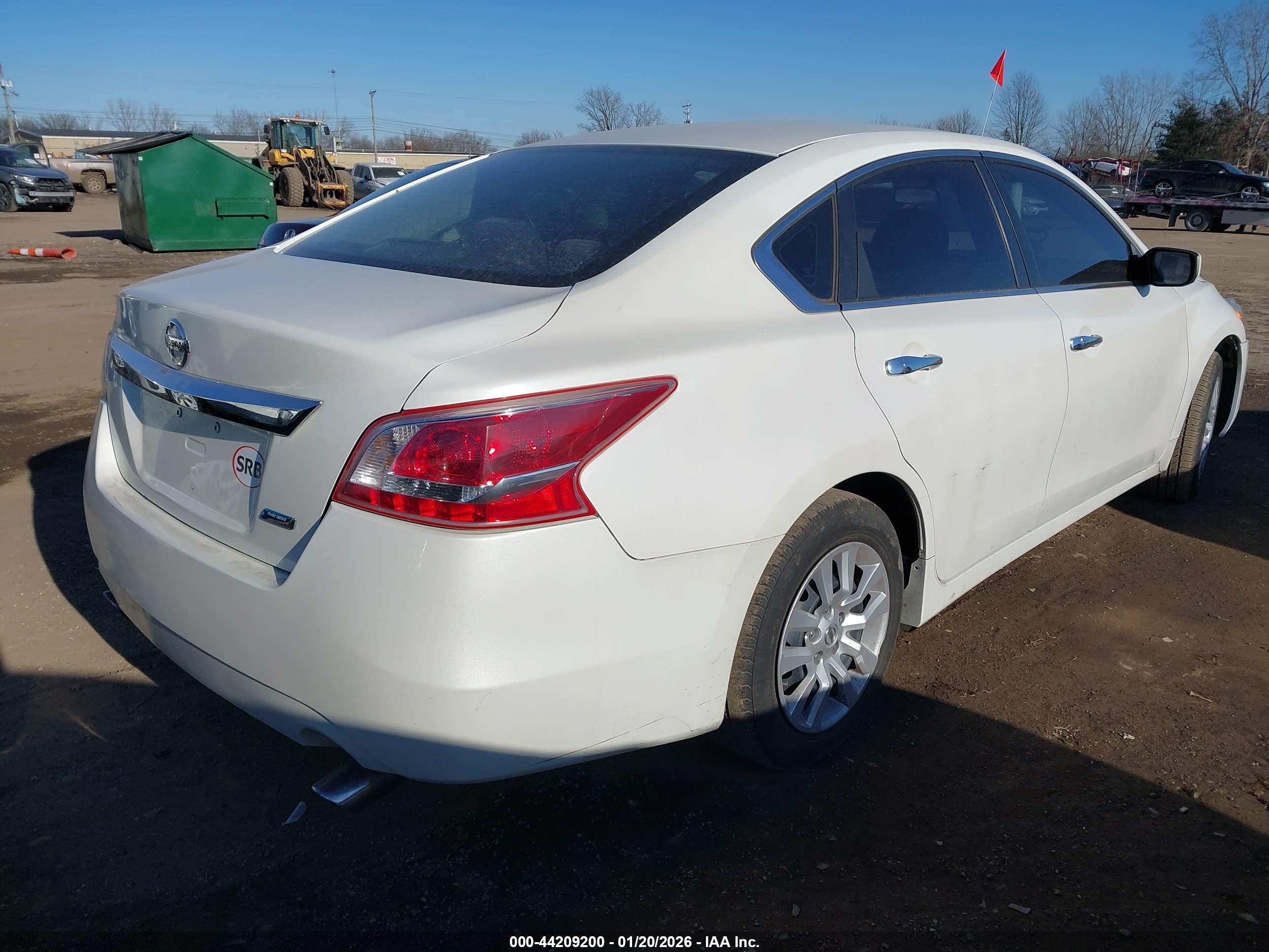 NISSAN ALTIMA image 4