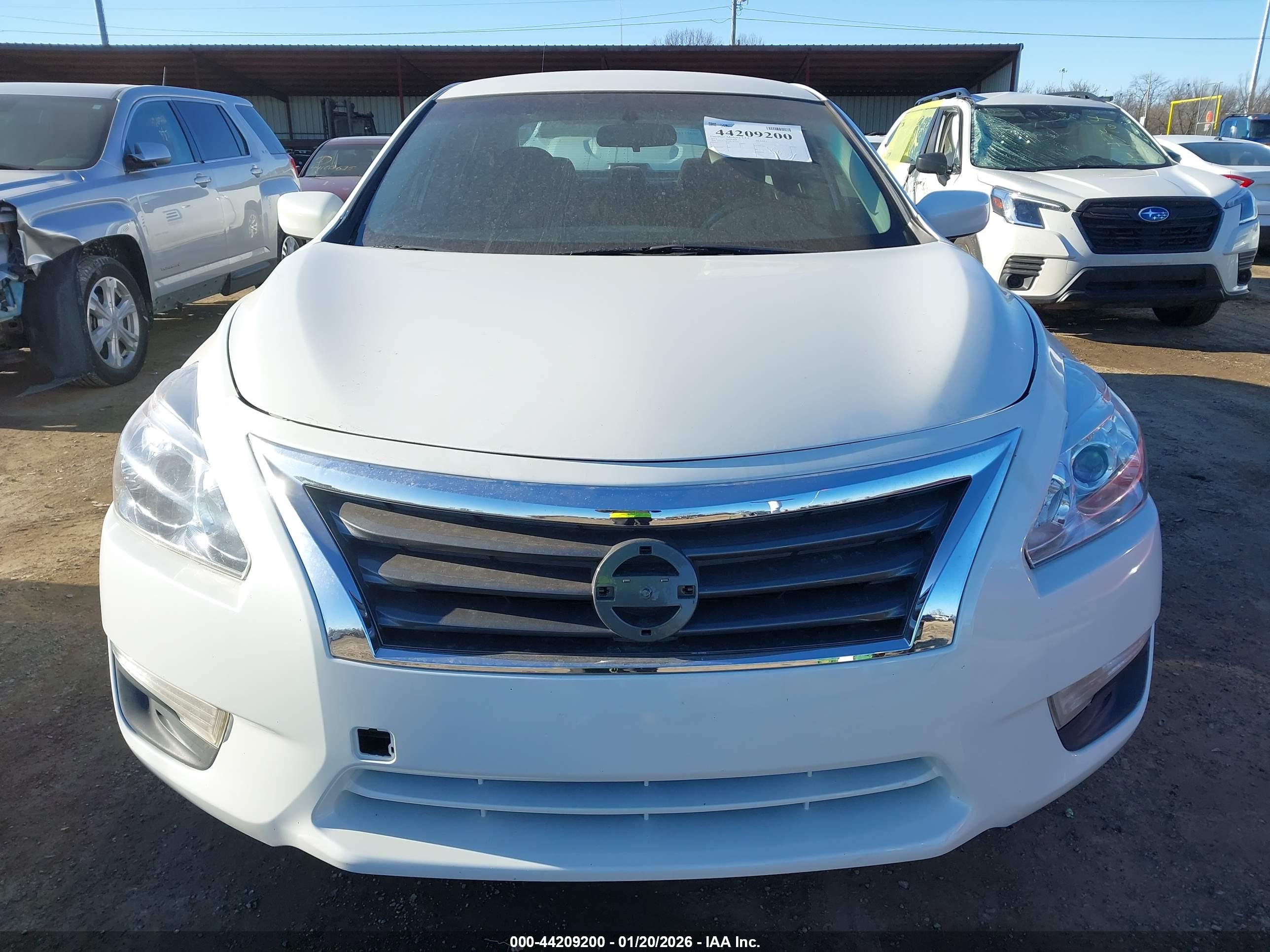 NISSAN ALTIMA image 6
