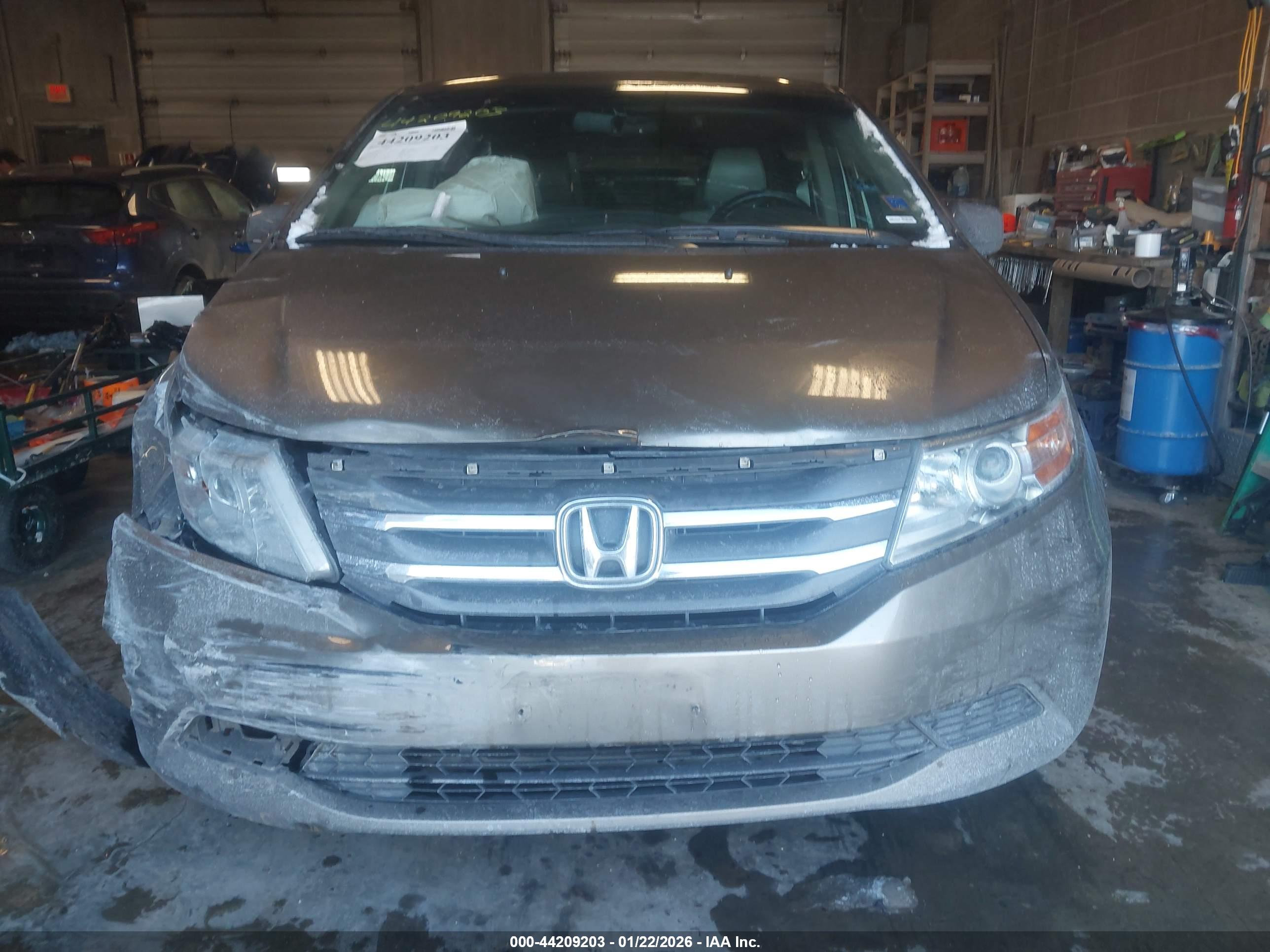 HONDA ODYSSEY image 6