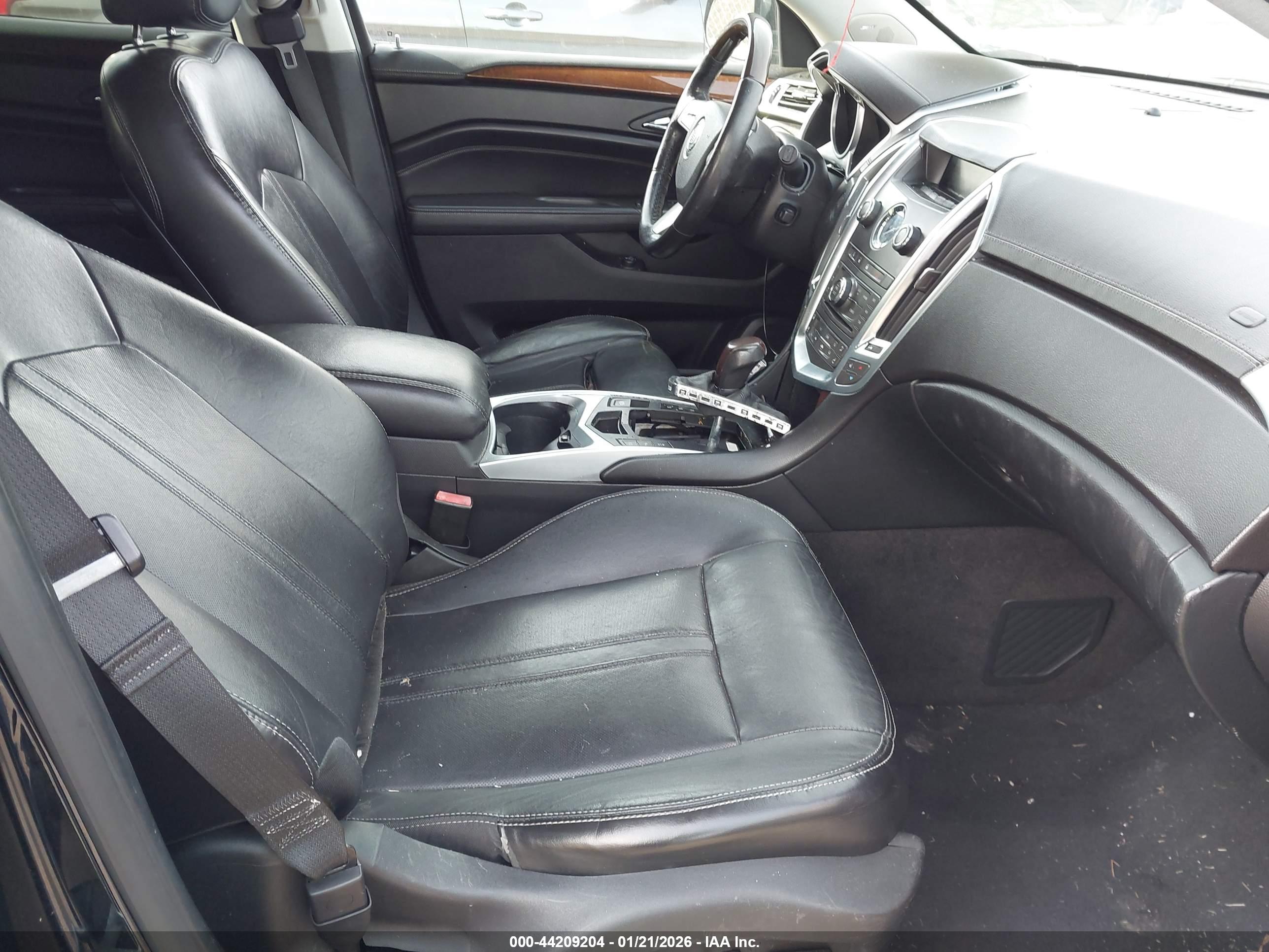 CADILLAC SRX image 5