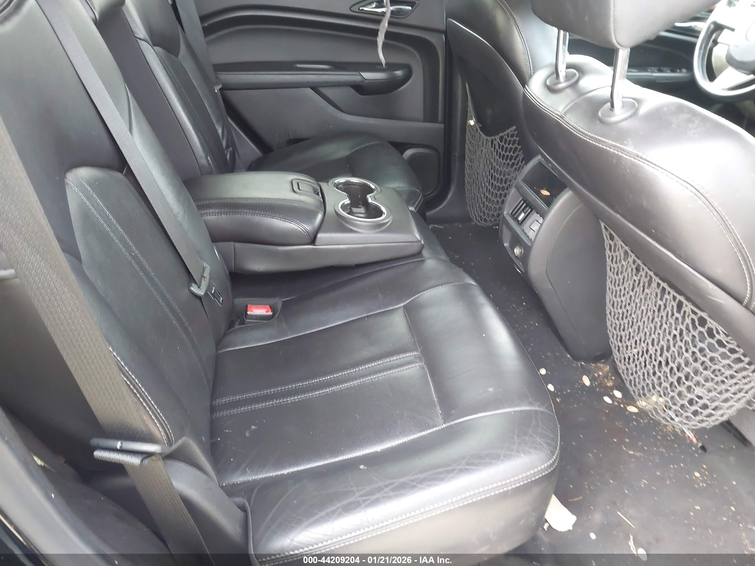 CADILLAC SRX image 8