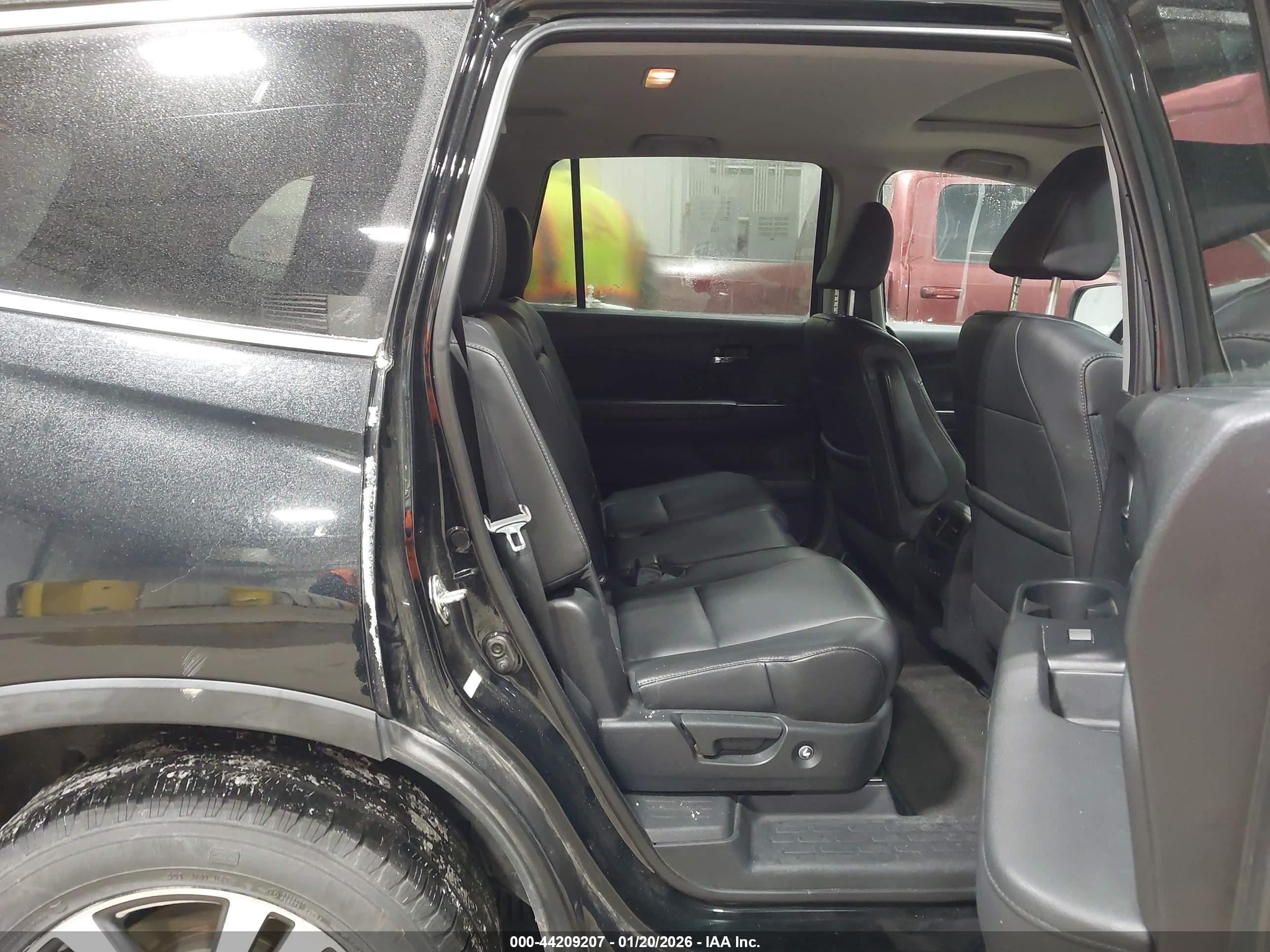HONDA PILOT image 8