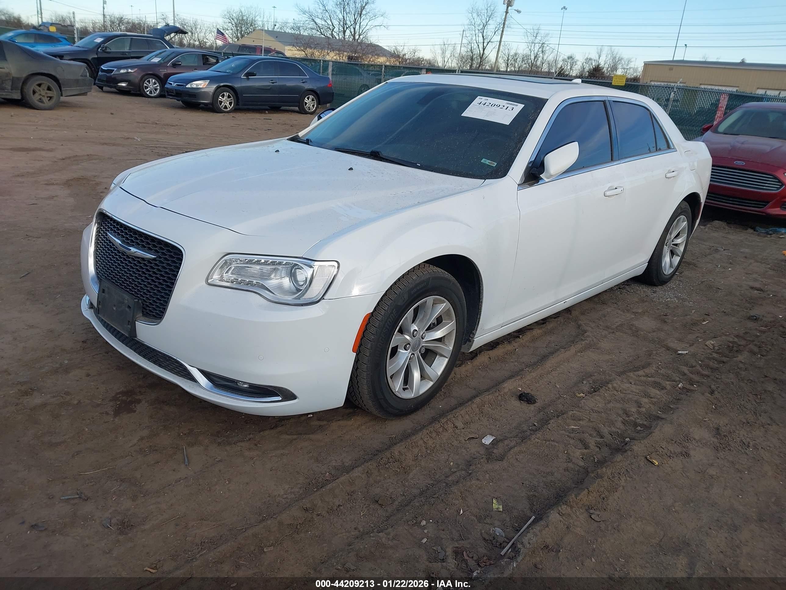 CHRYSLER 300 image 2