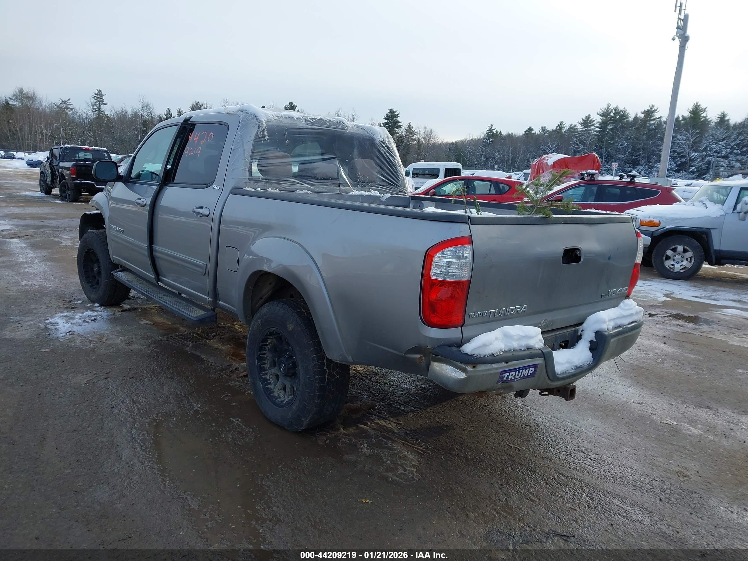 TOYOTA TUNDRA image 3