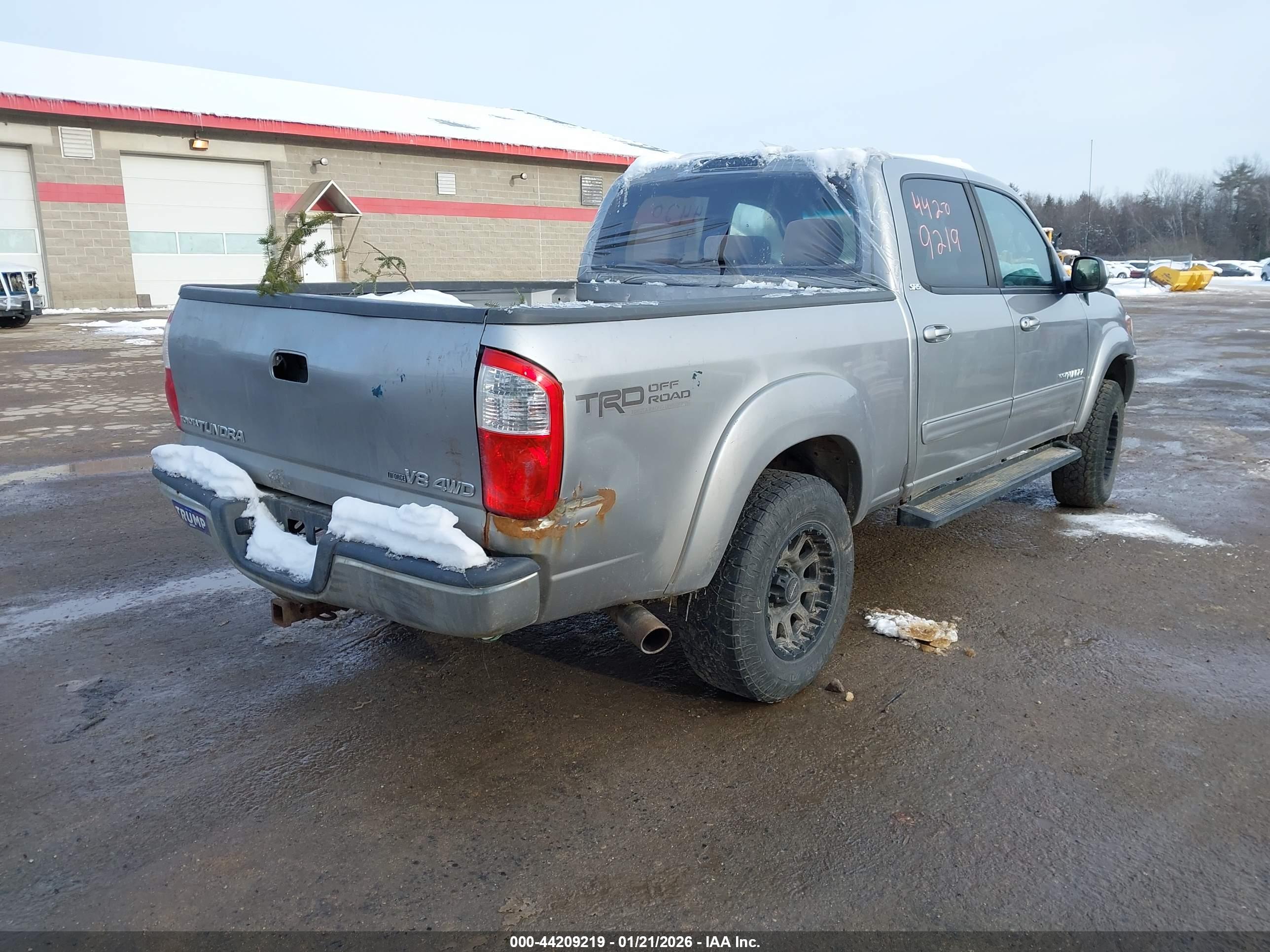TOYOTA TUNDRA image 4