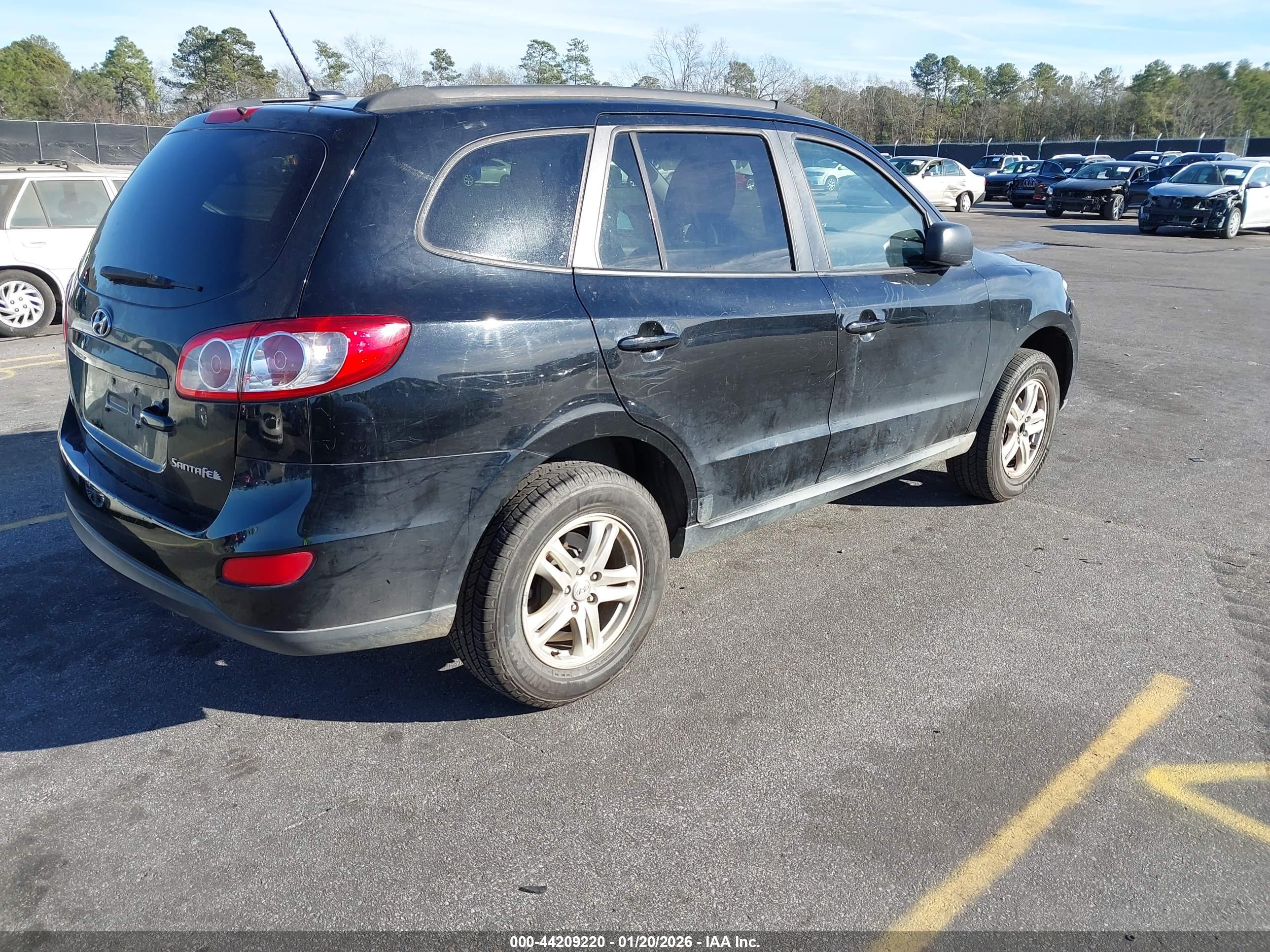 HYUNDAI SANTA image 4