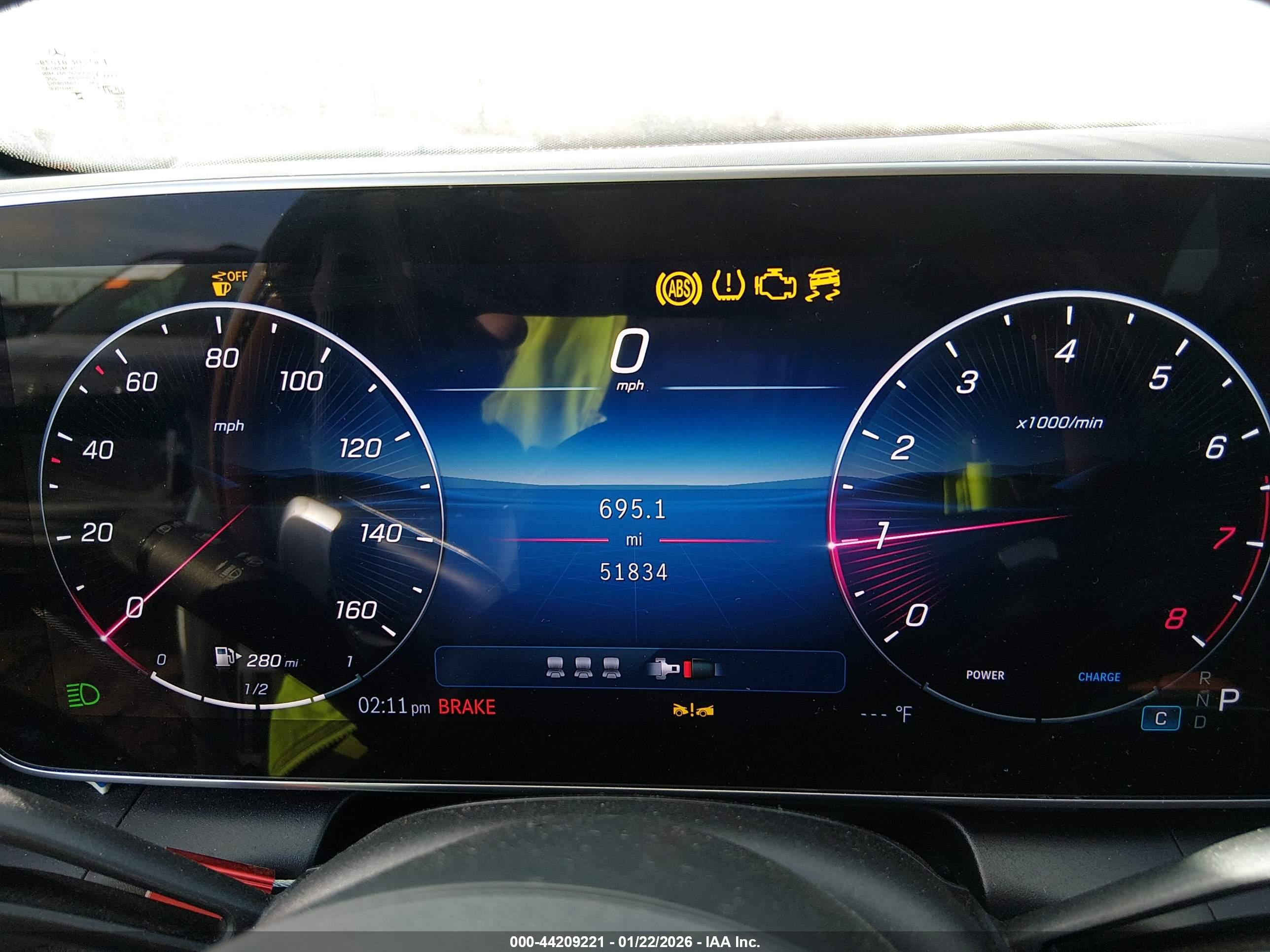MERCEDES-BENZ GLC image 7