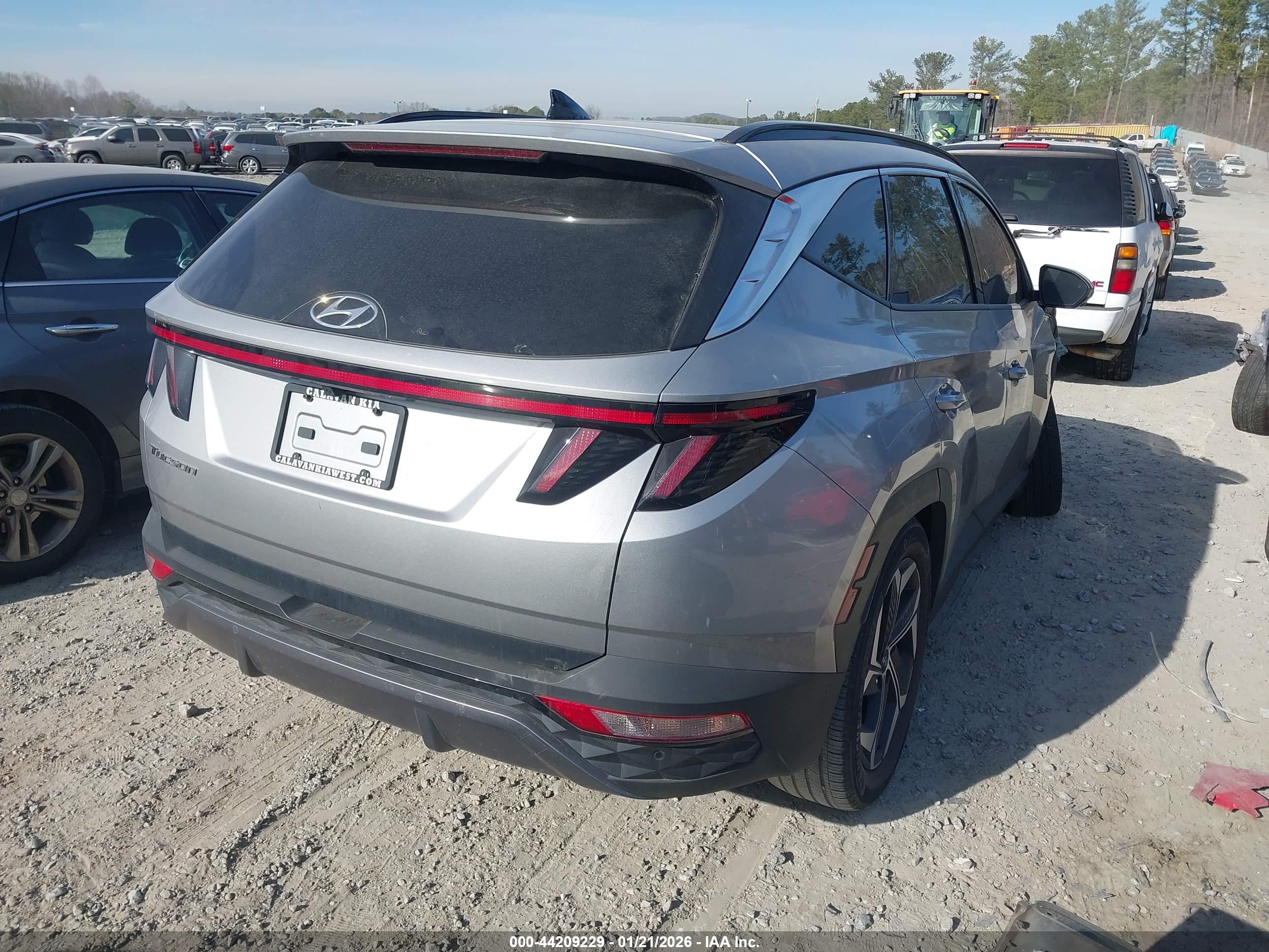 HYUNDAI TUCSON image 4