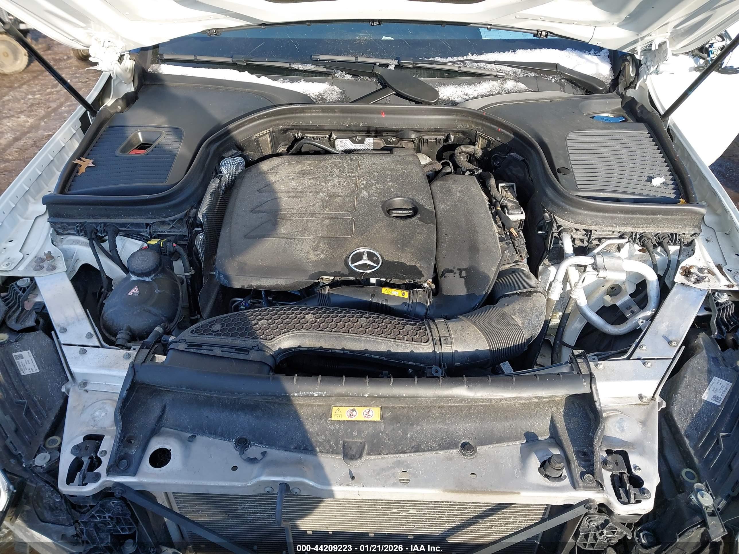MERCEDES-BENZ GLC image 10