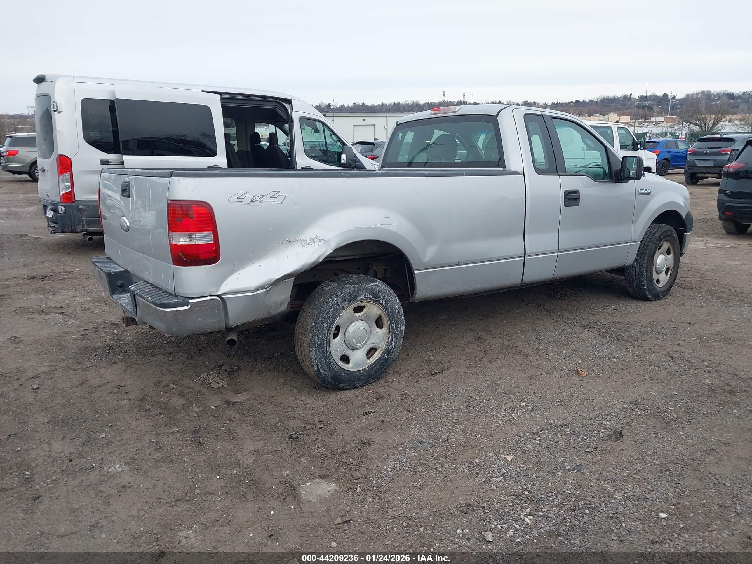FORD F-150 image 4
