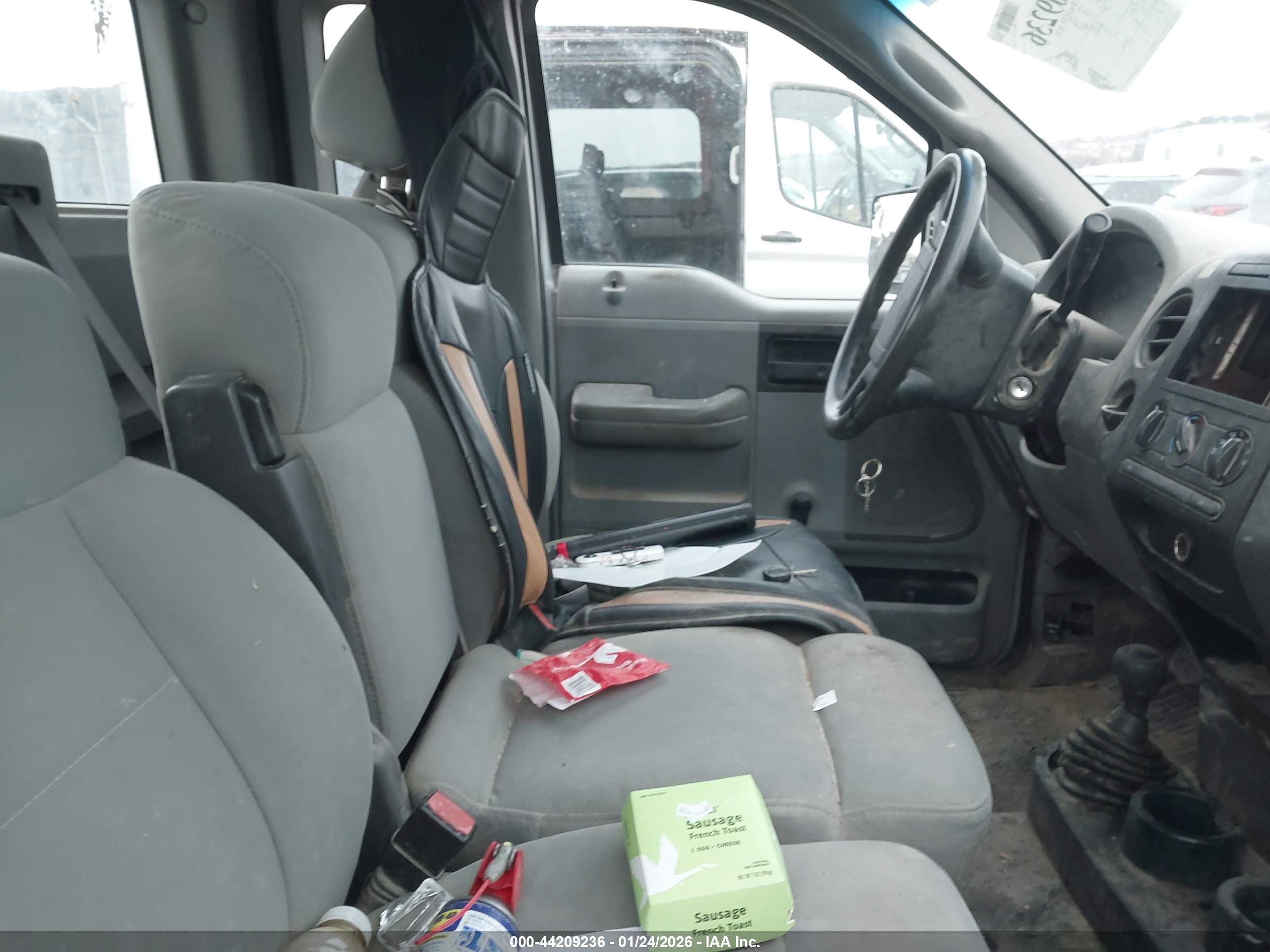 FORD F-150 image 5