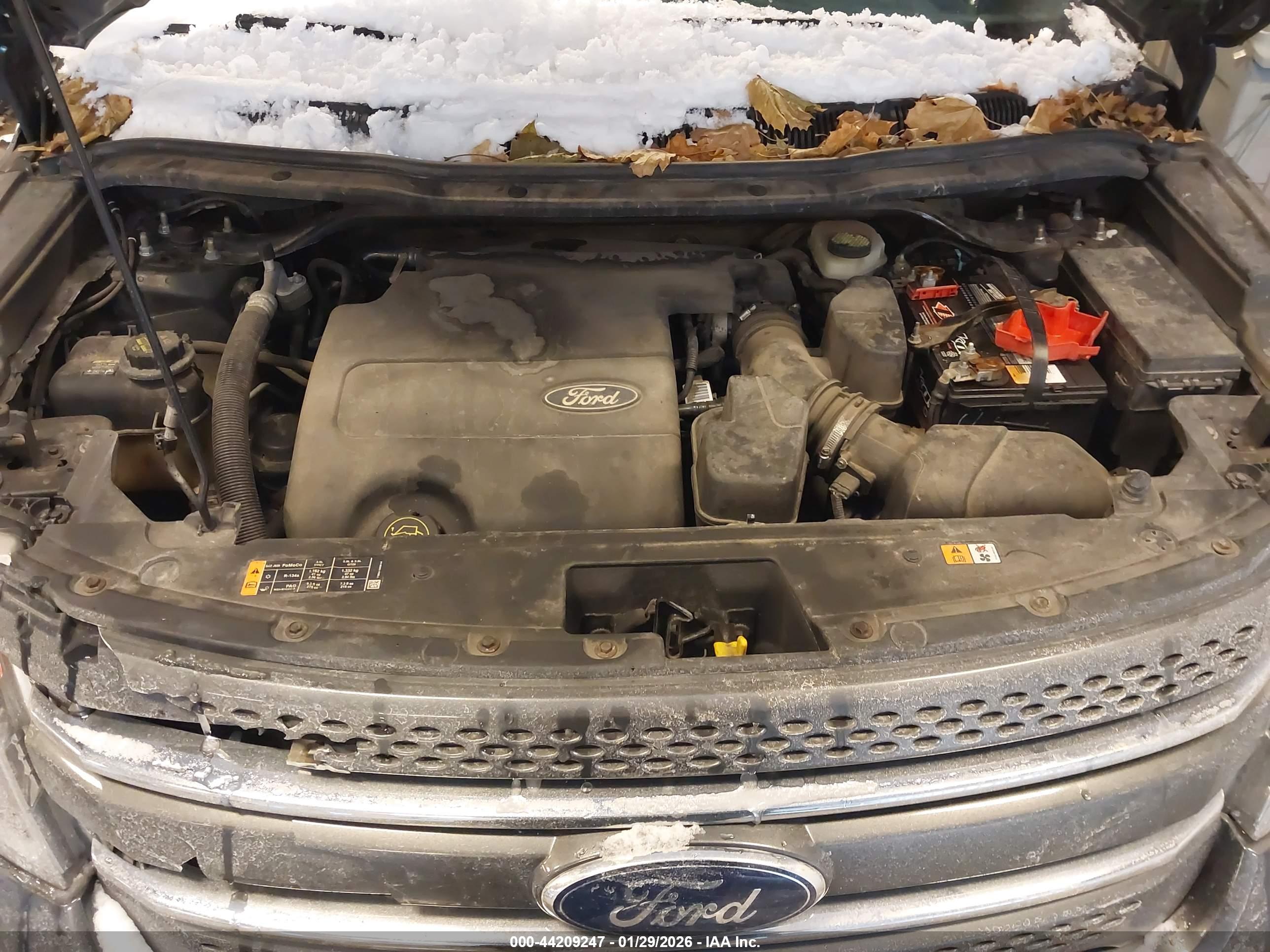 FORD EXPLORER image 10