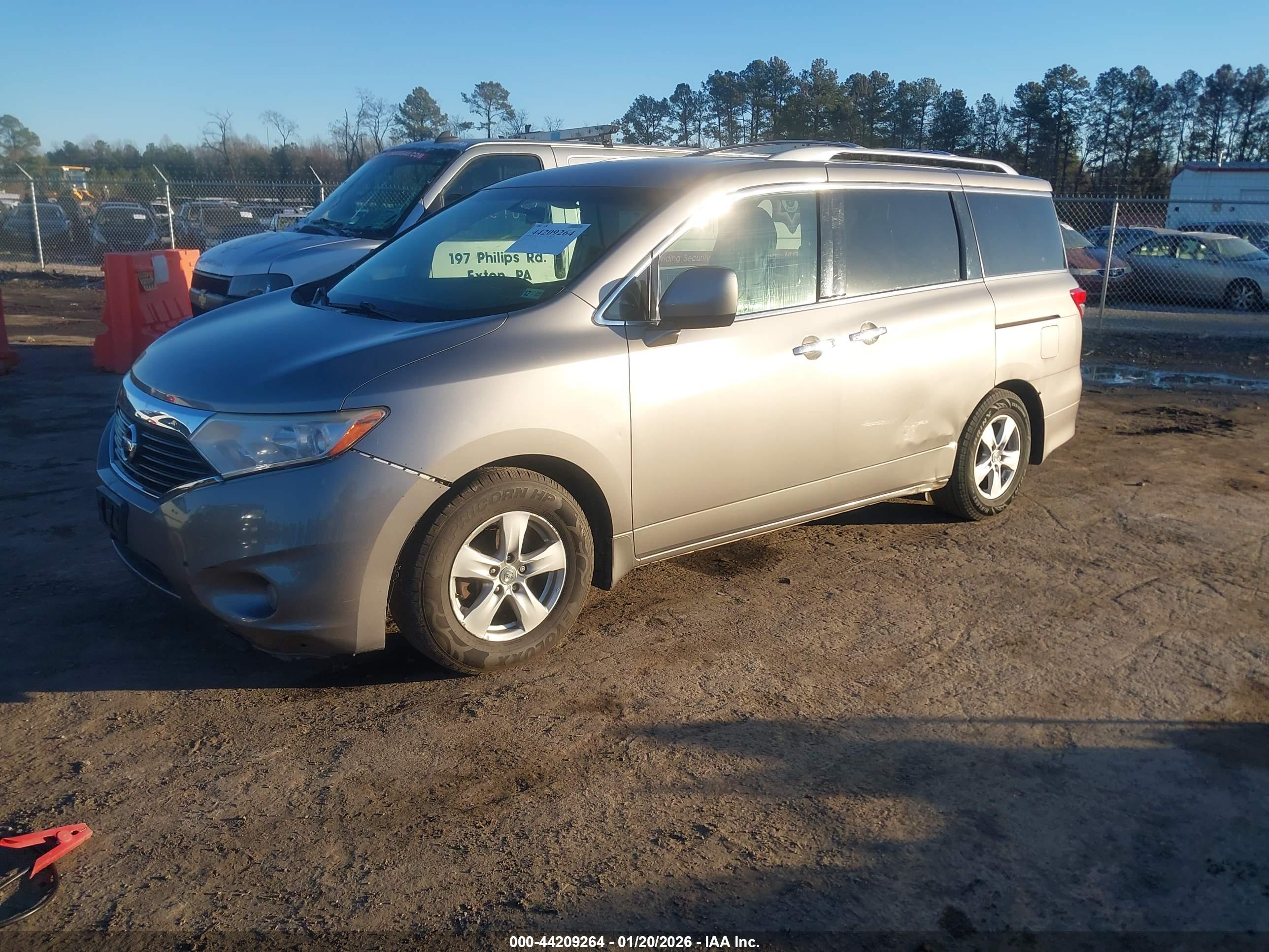 NISSAN QUEST image 2