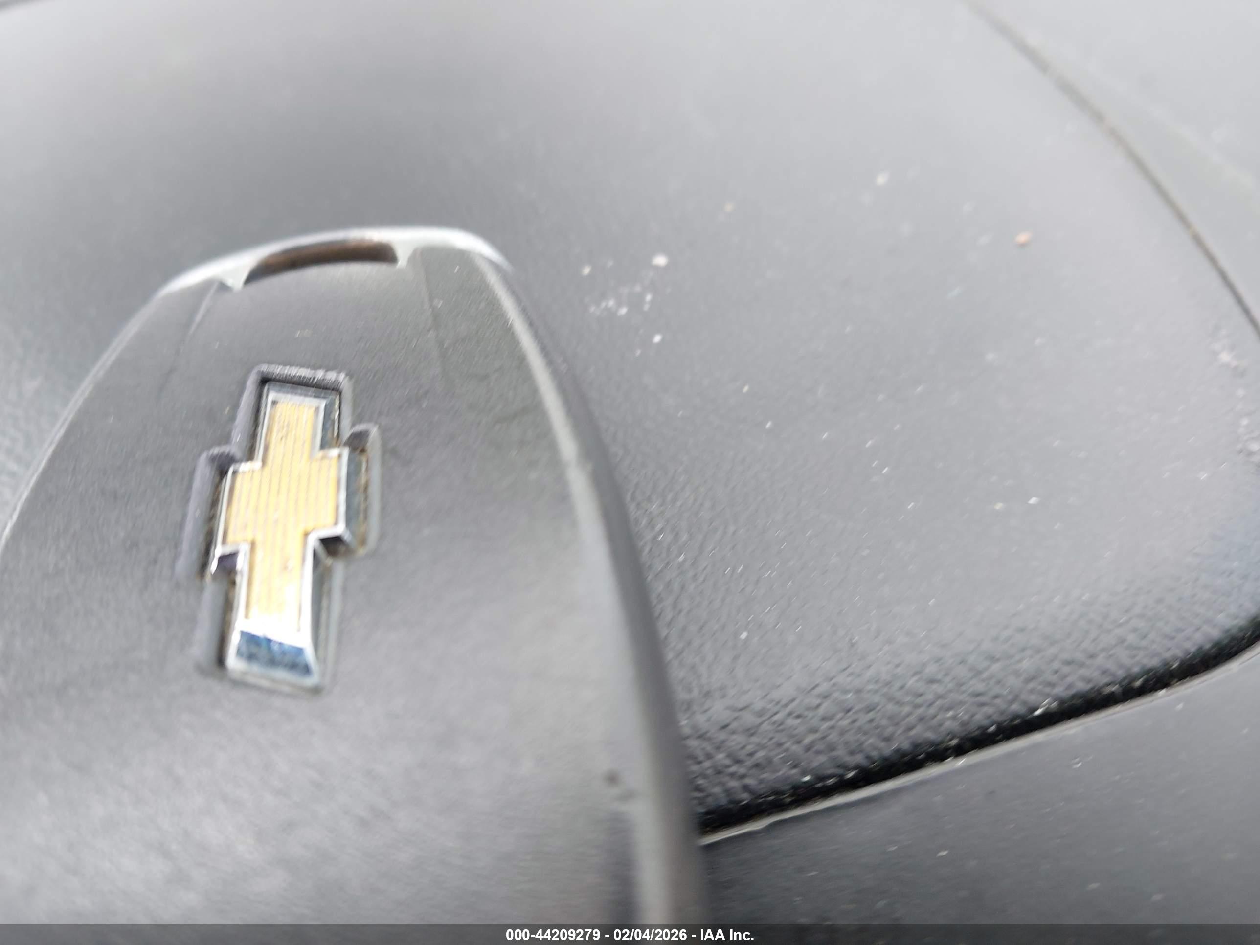 CHEVROLET EQUINOX image 11