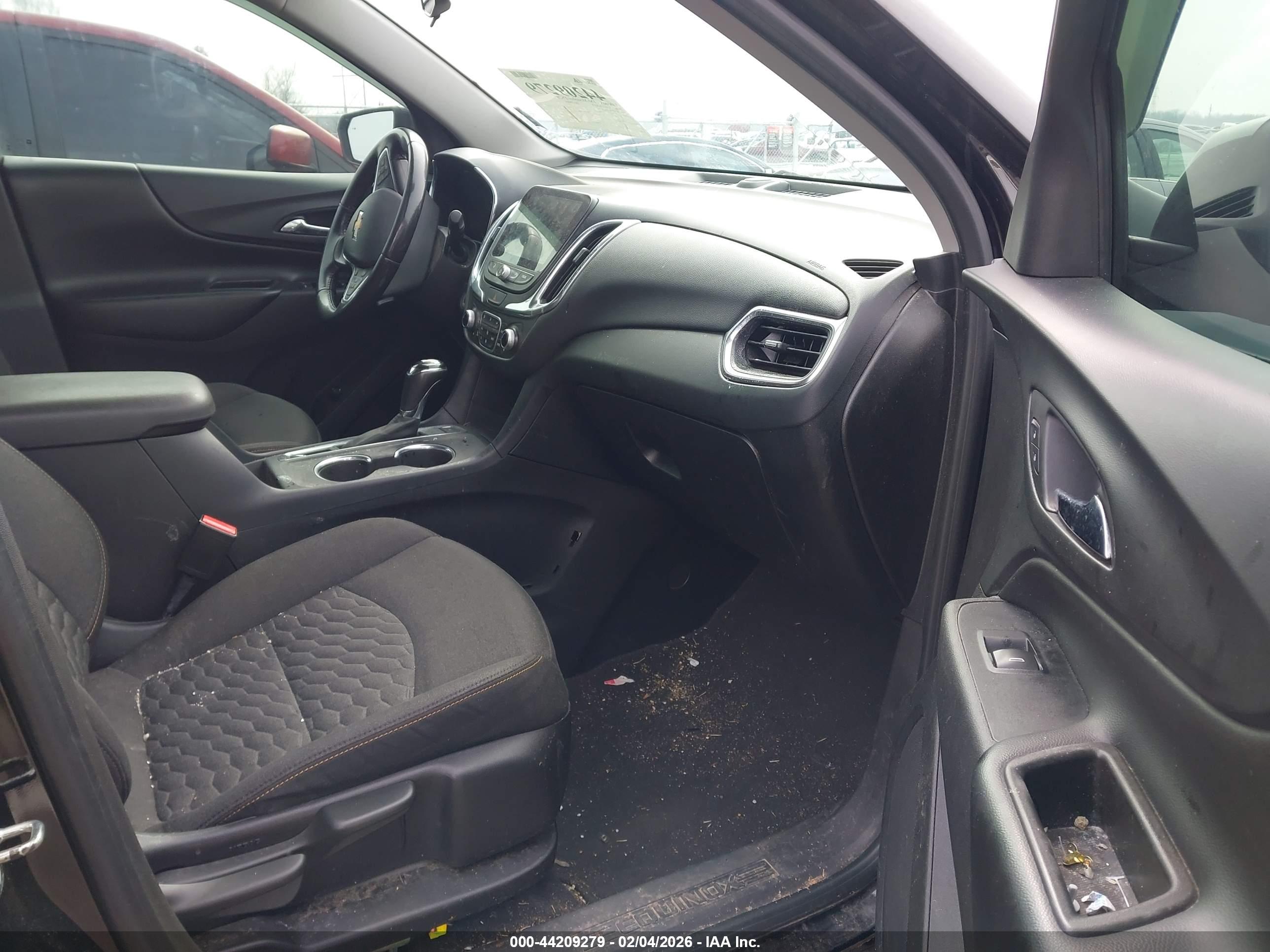 CHEVROLET EQUINOX image 5