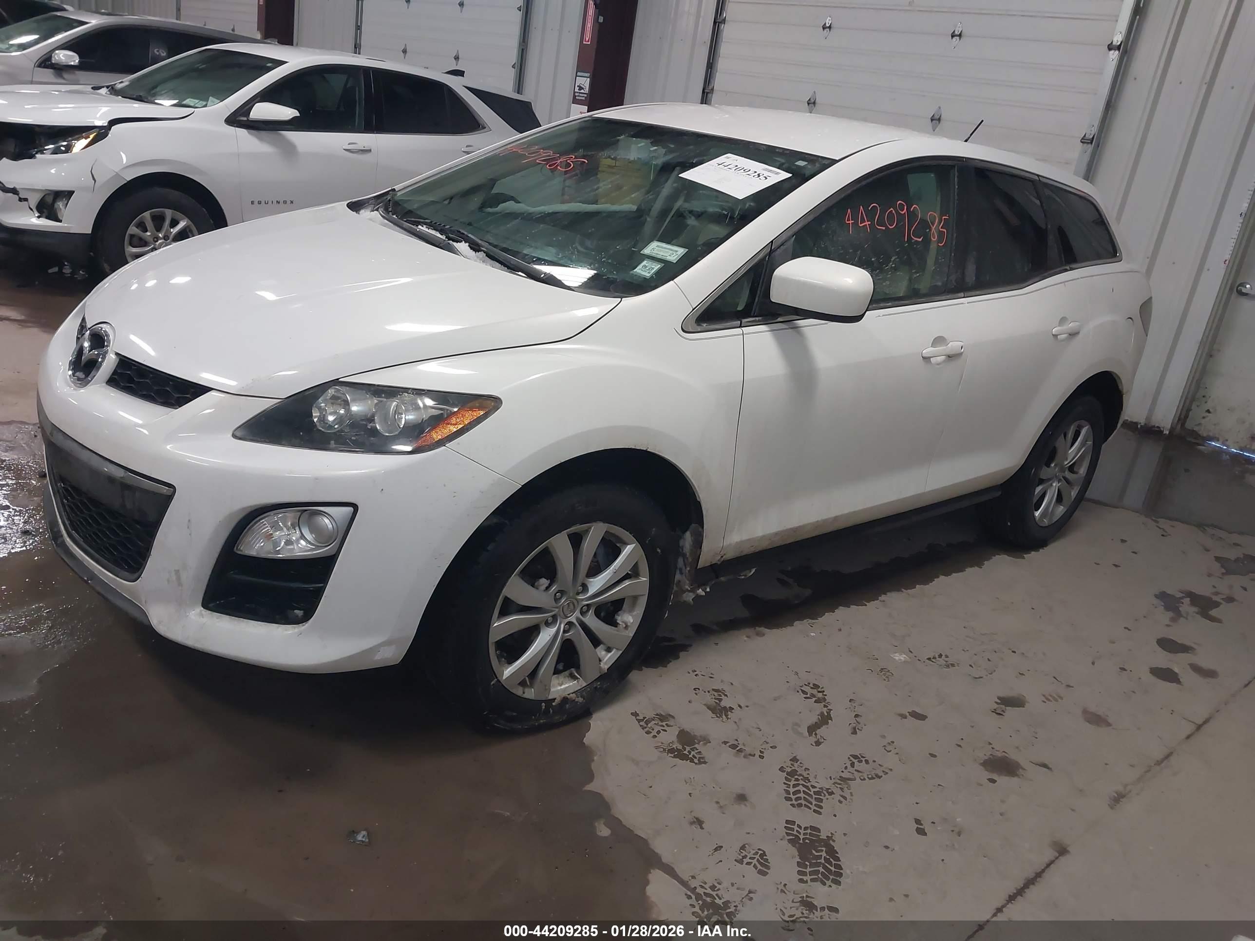 MAZDA CX-7 image 2