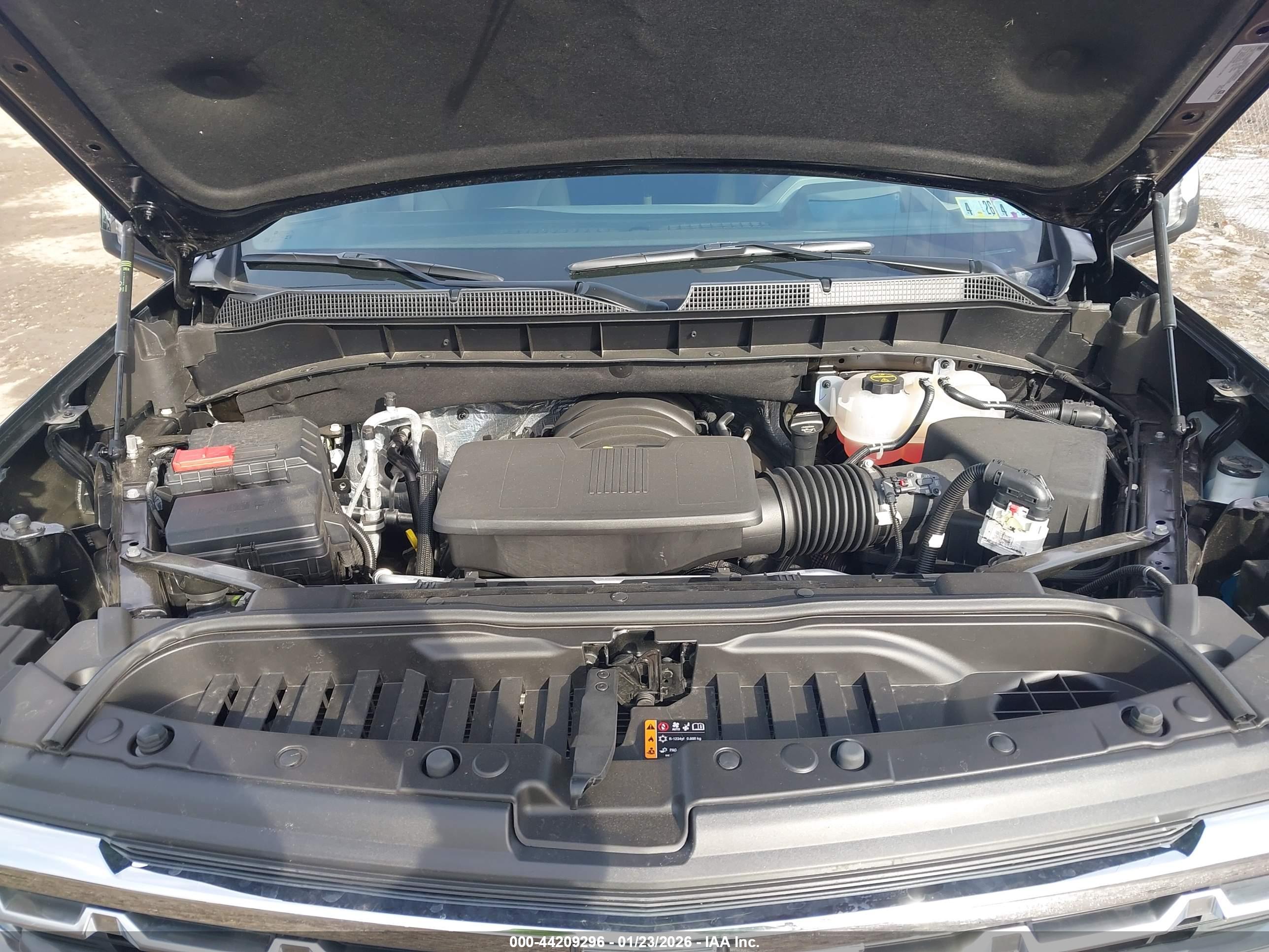 CHEVROLET SILVERADO image 10