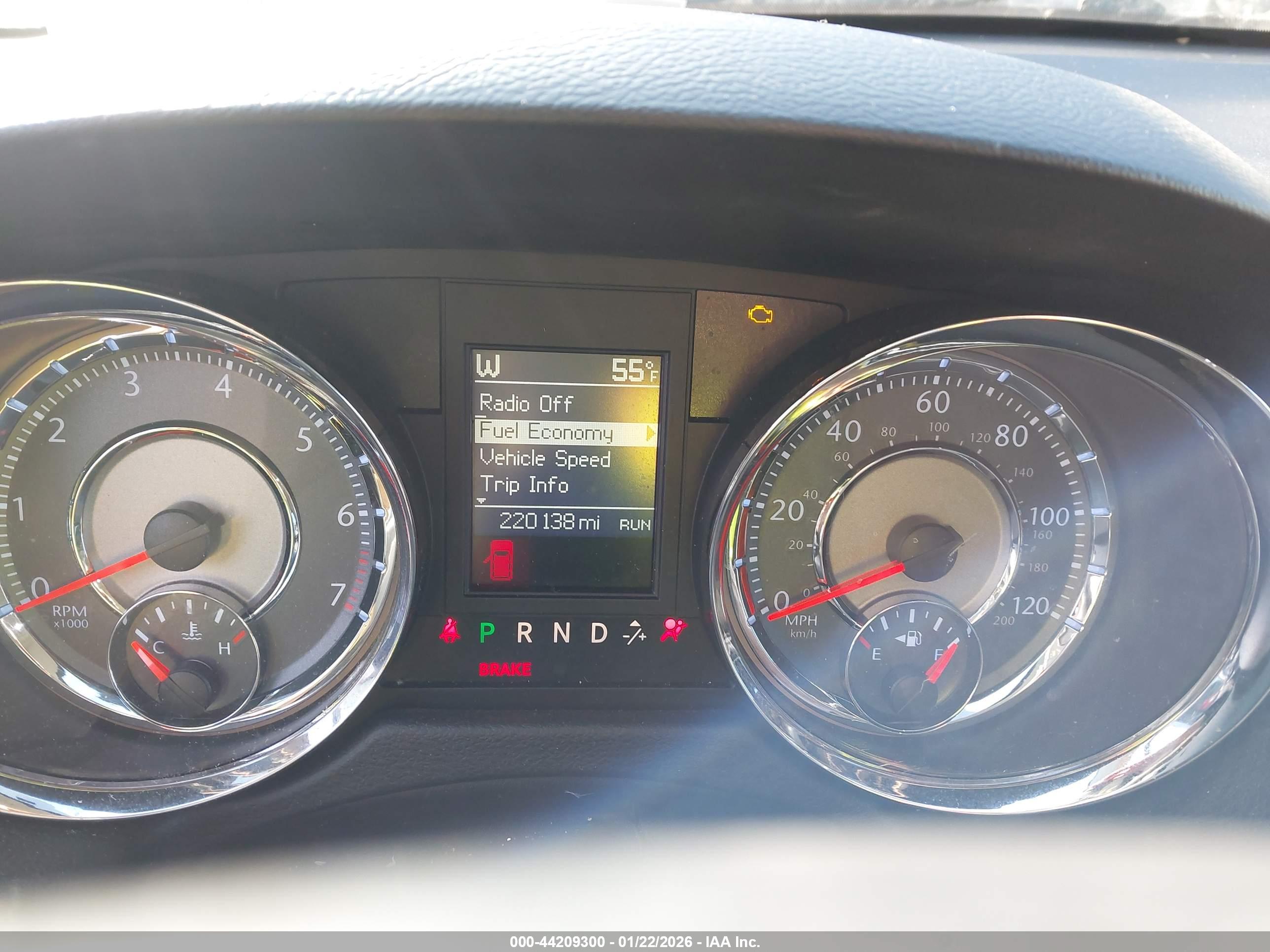 CHRYSLER TOWN image 7