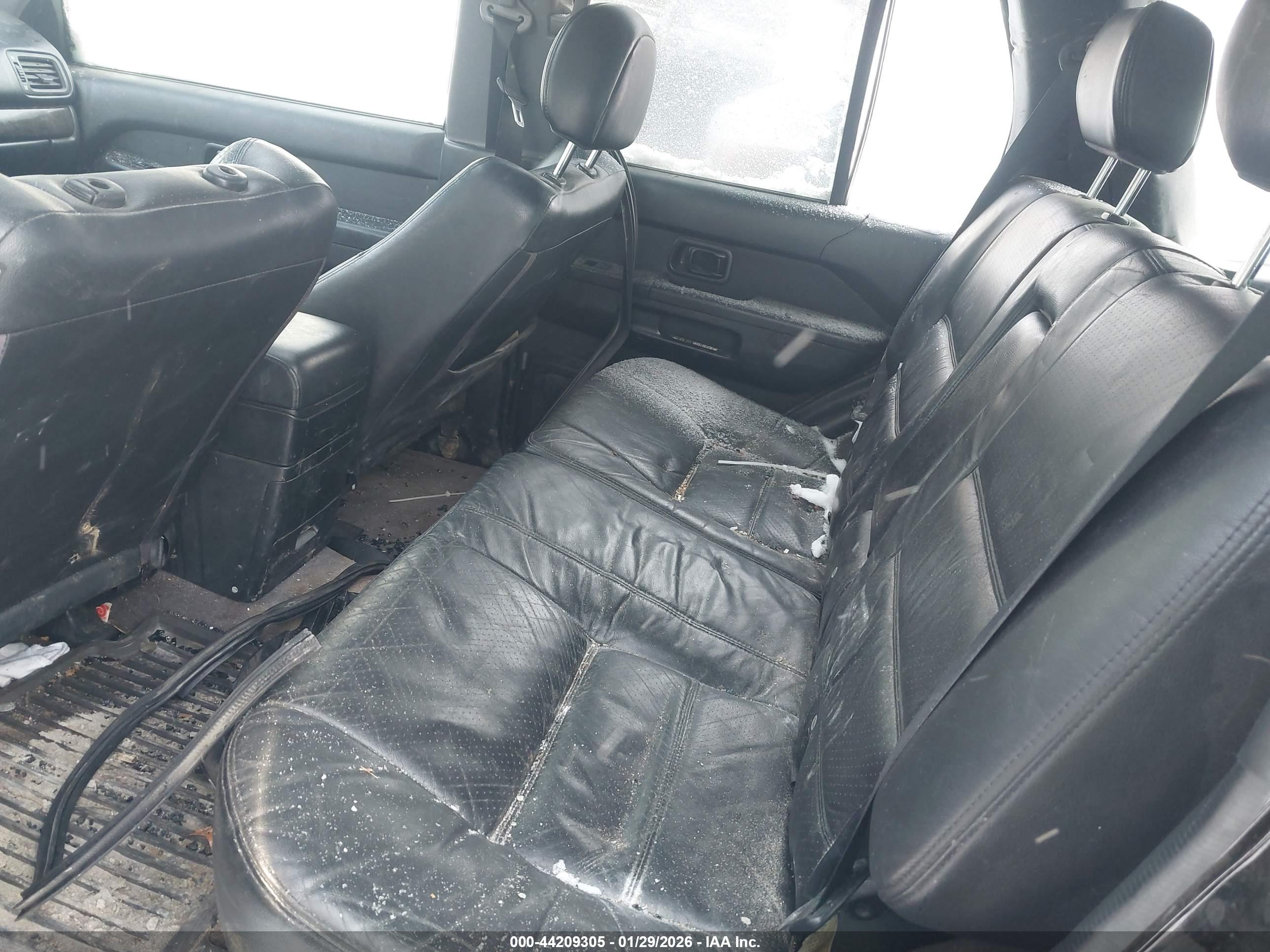 NISSAN PATHFINDER image 8